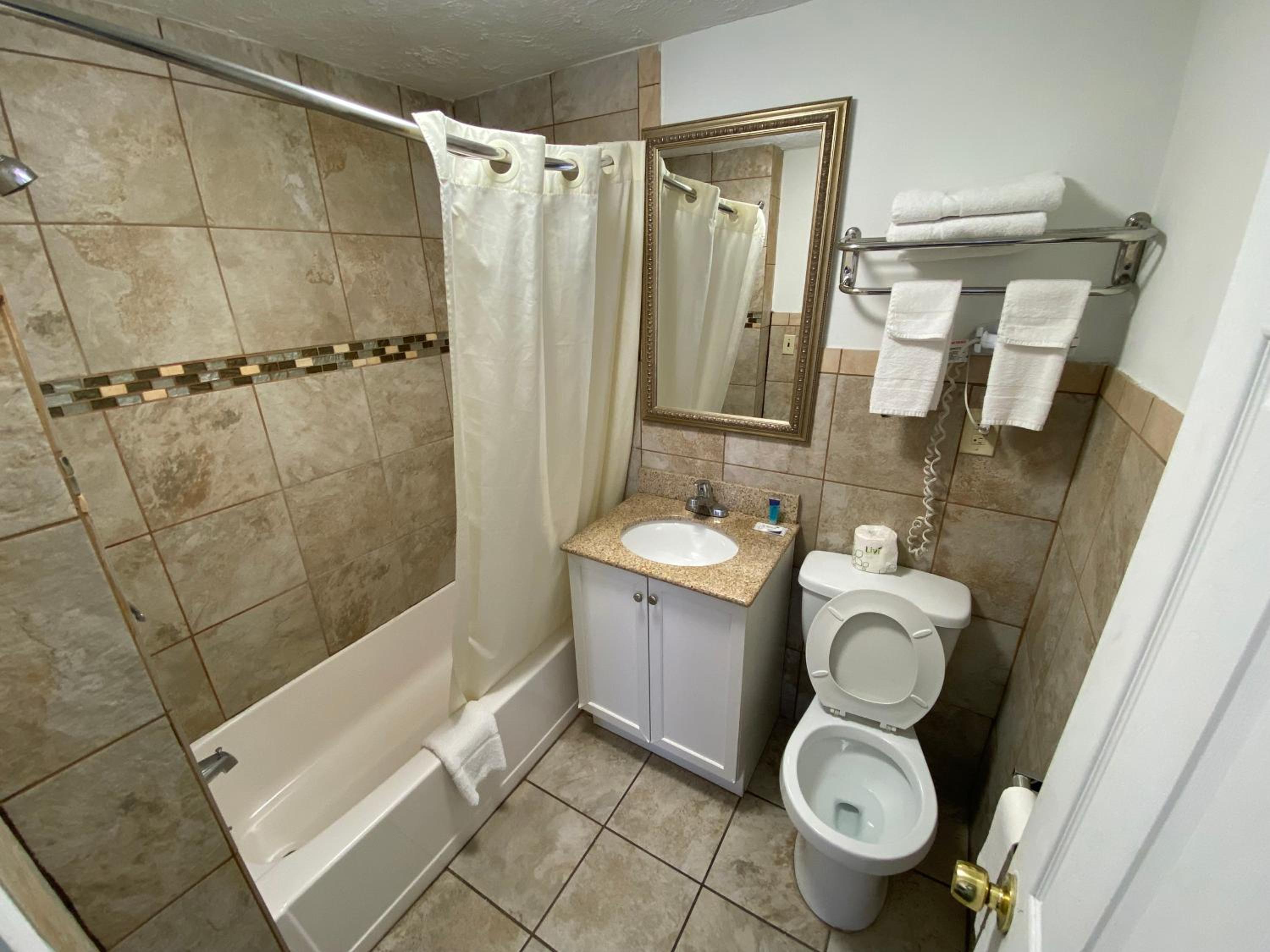 Double Room - Photo 3