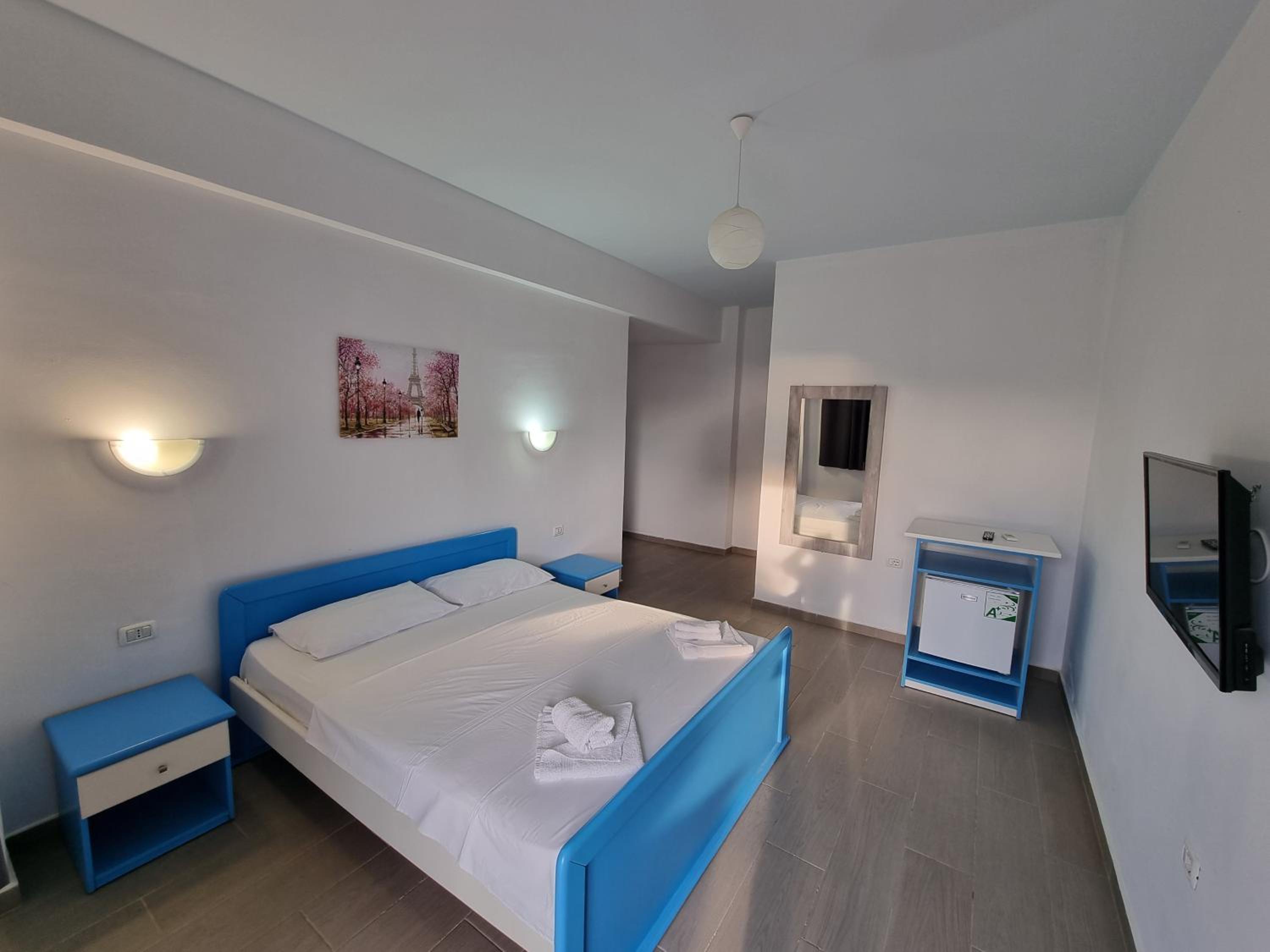 Double Room with Patio photo 2
