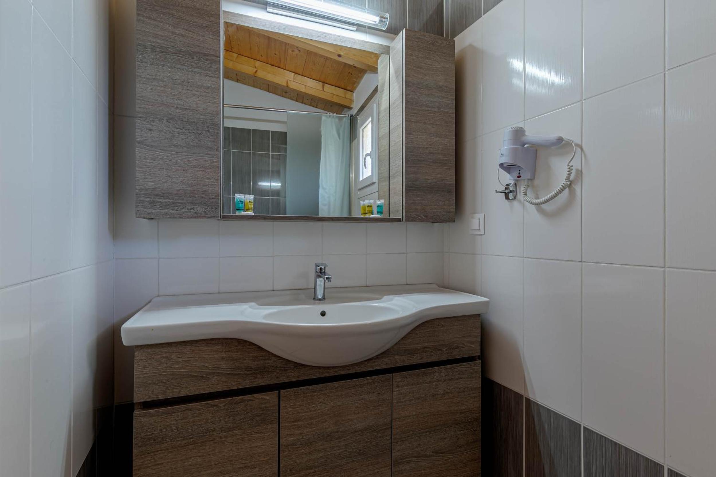 Comfort Panoramic Suite - Photo 7