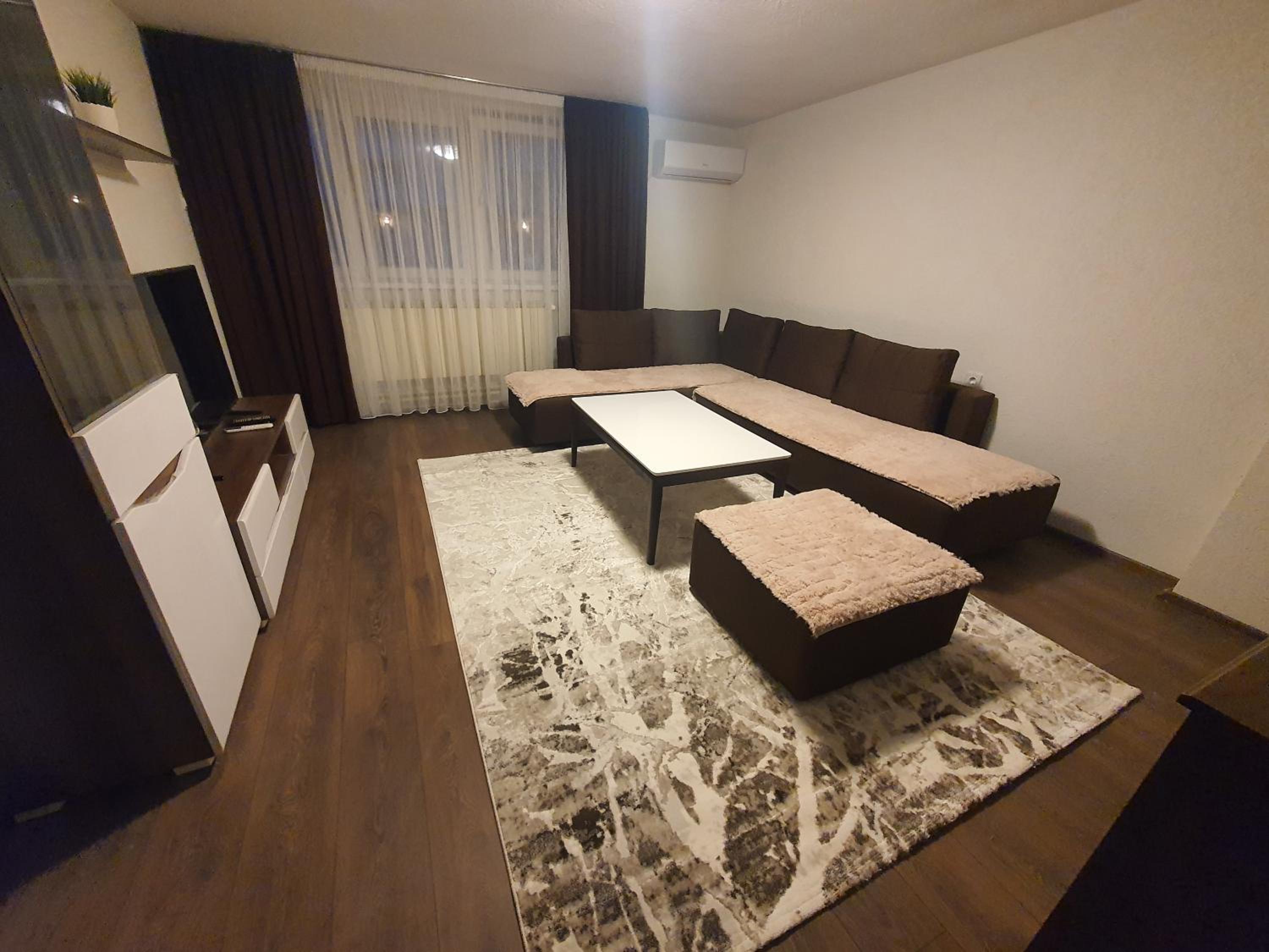 Deluxe Family Suite photo 1