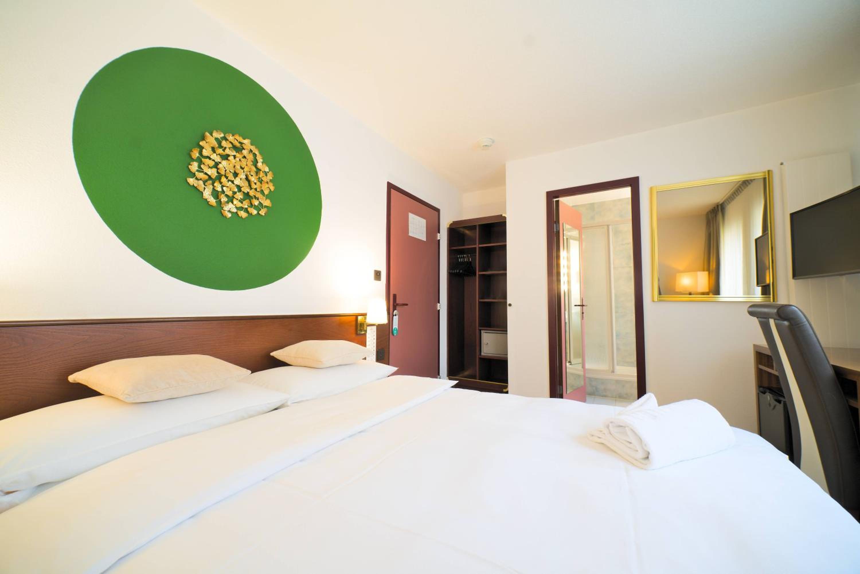 Deluxe Single Room