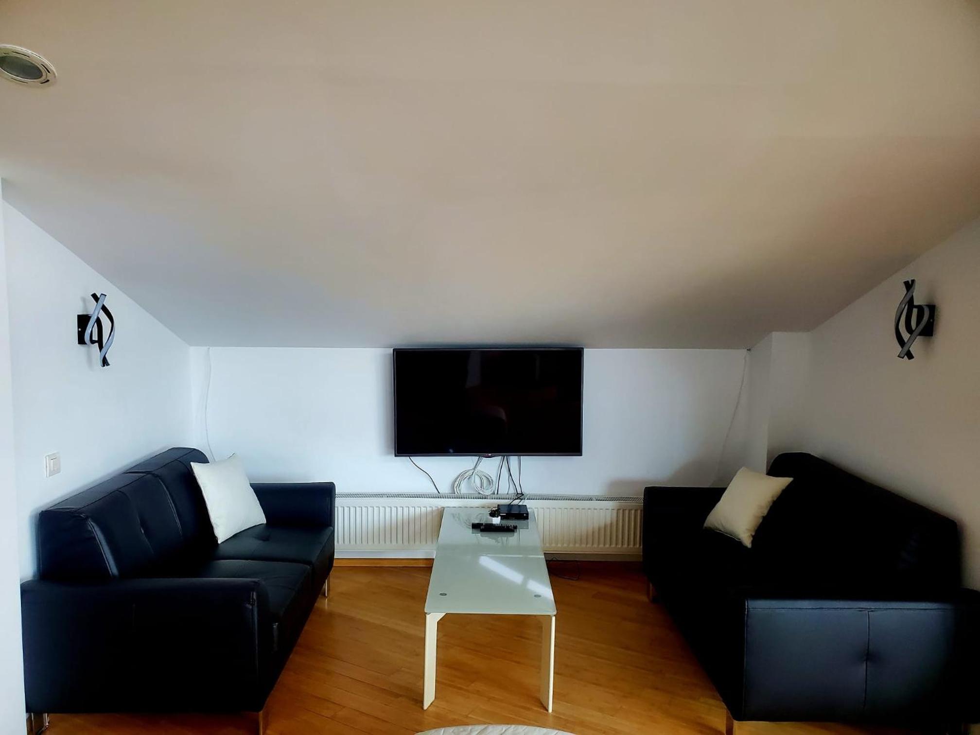 Two-Bedroom Apartment - Photo 16