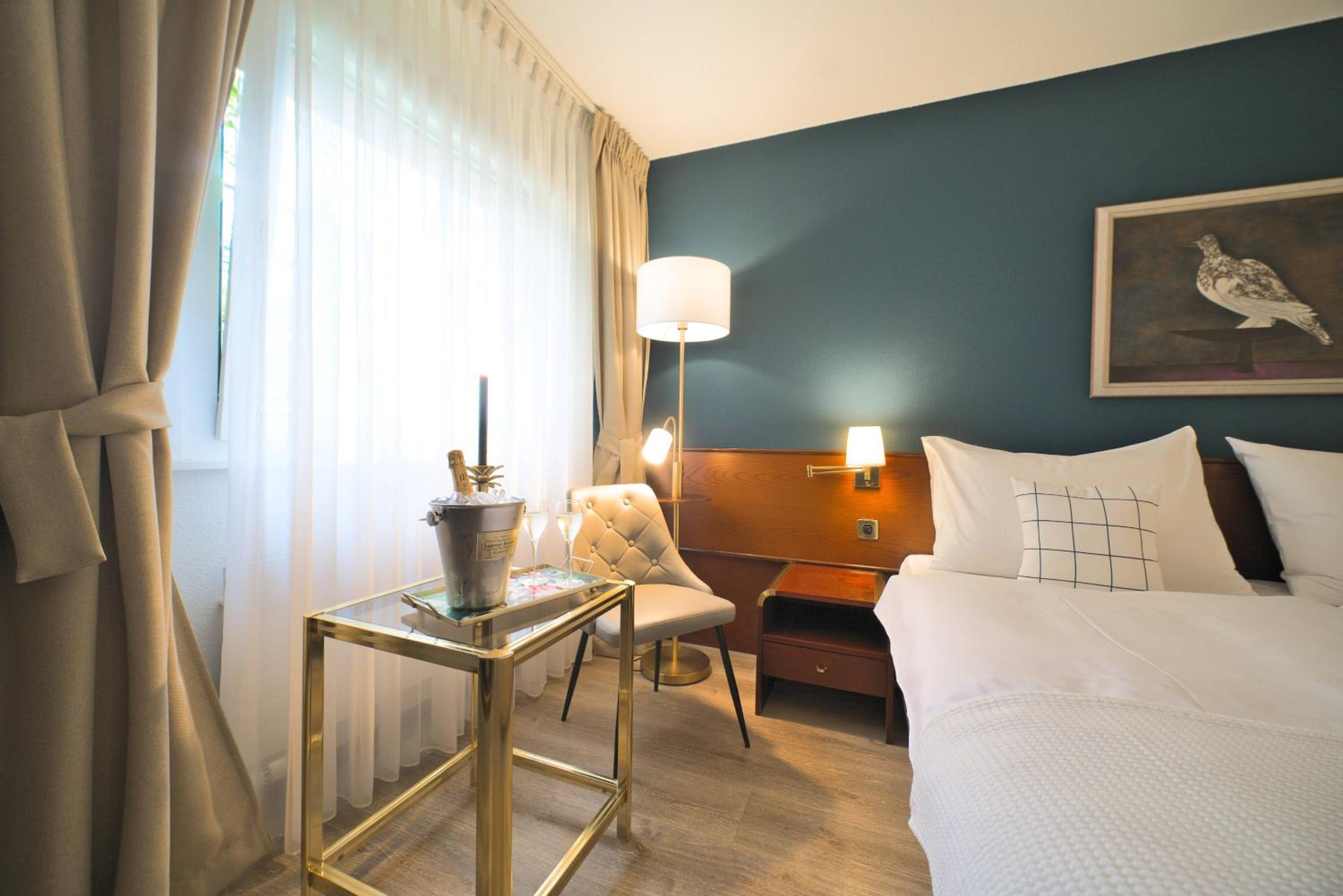 Superior Twin Room - Photo 7