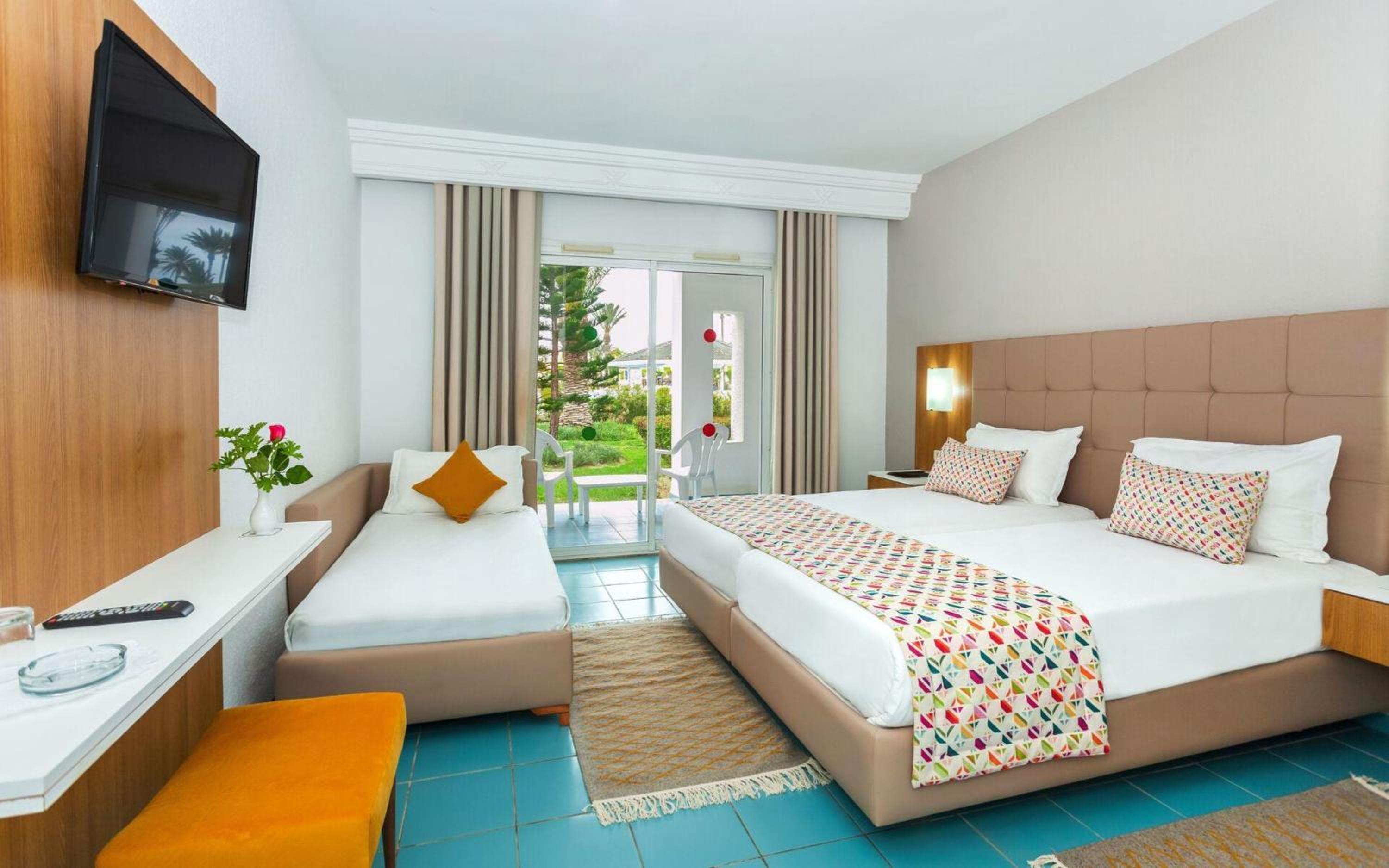 Triple Room