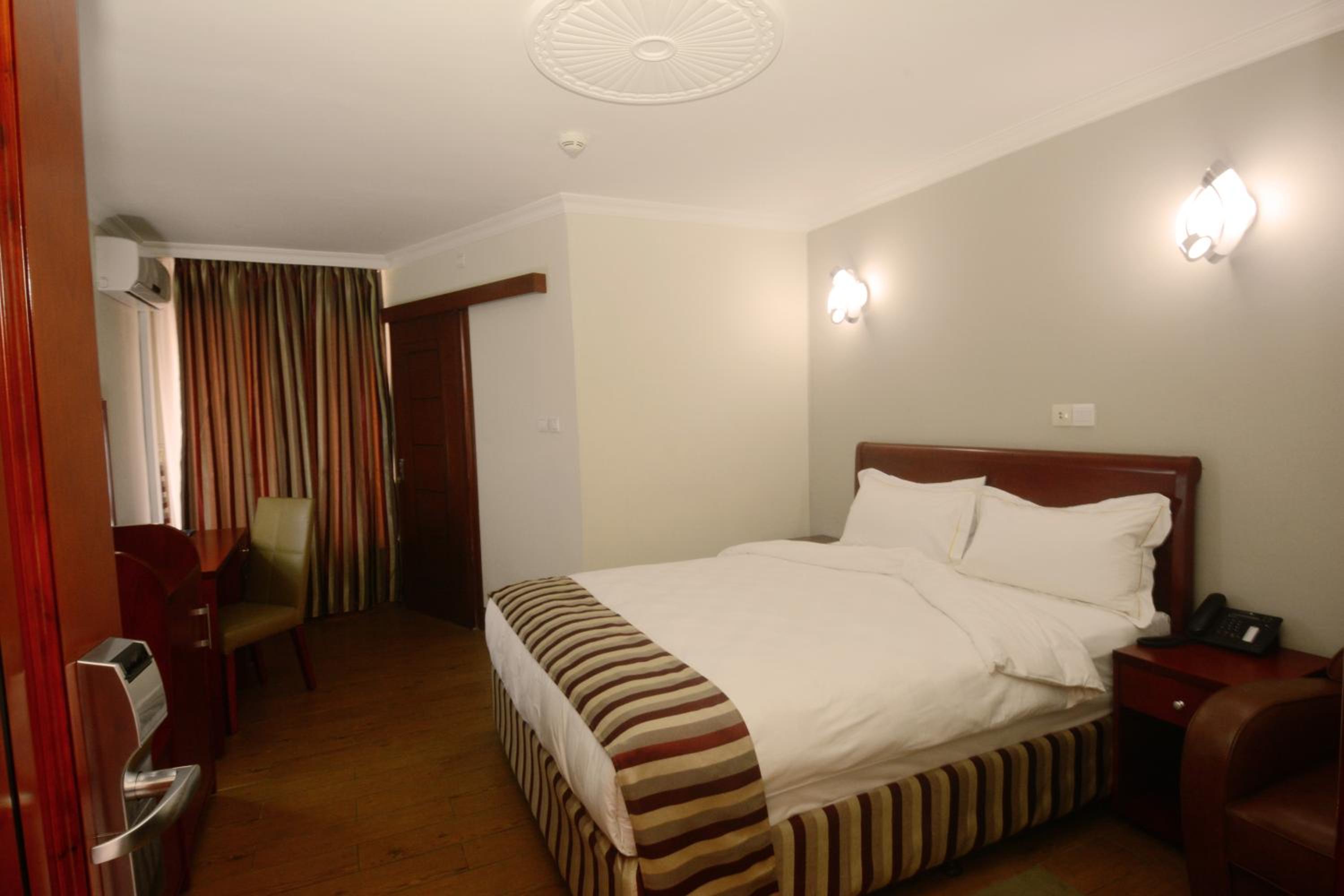 Standard Double Room photo 1