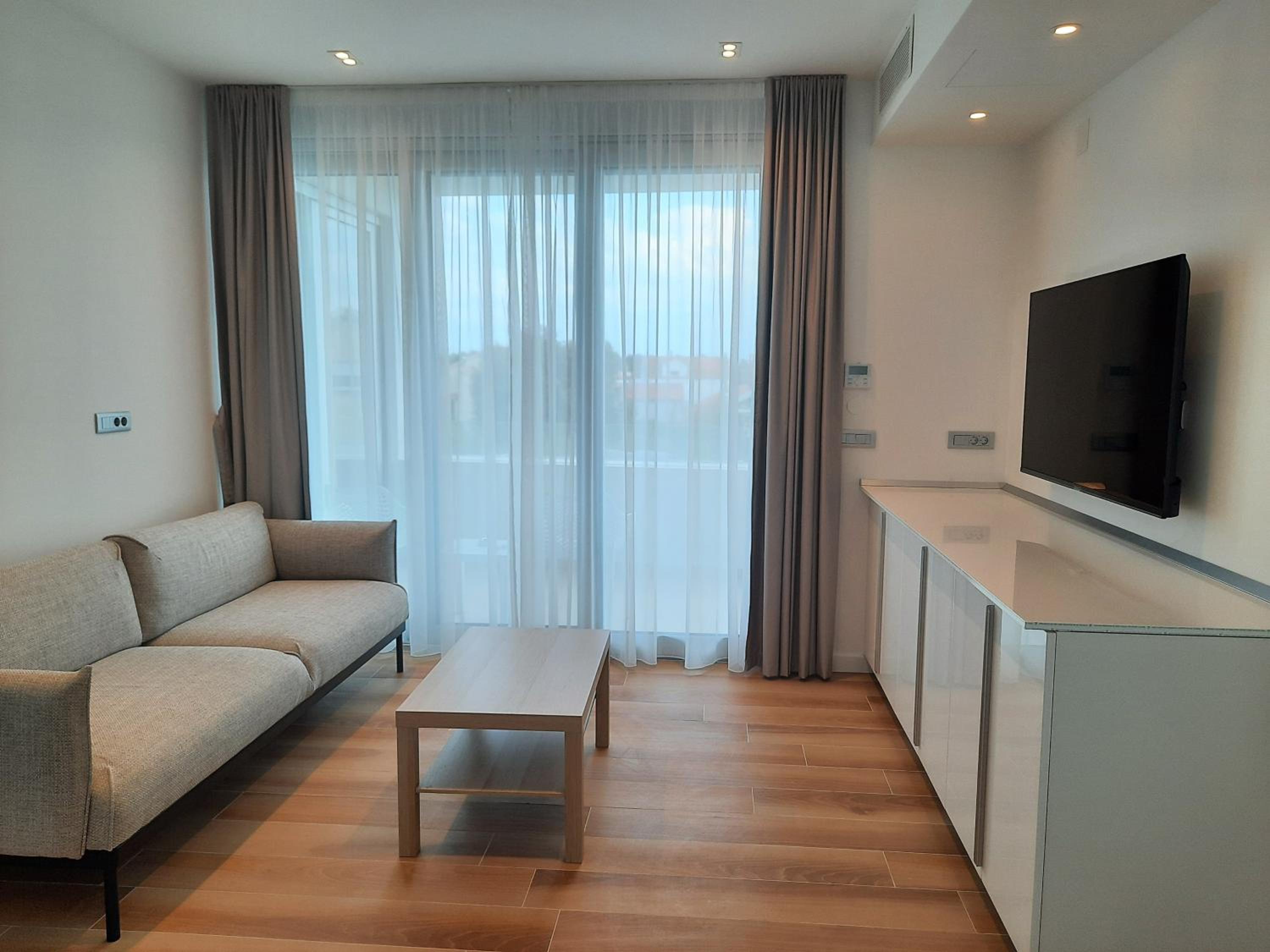 Superior Suite with Sea View - Photo 1