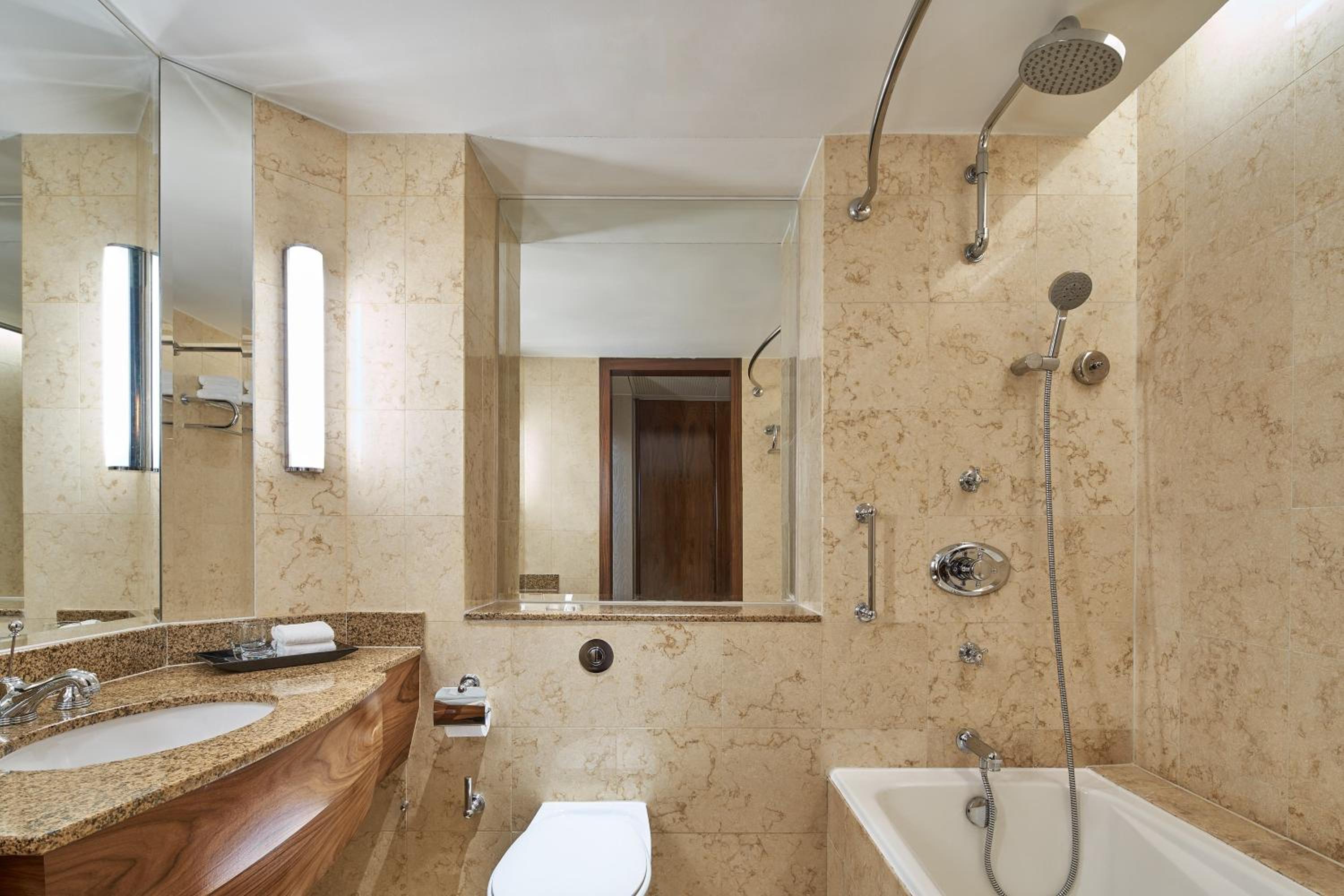 Pool King Room, Executive Lounge Access, Poolside access
