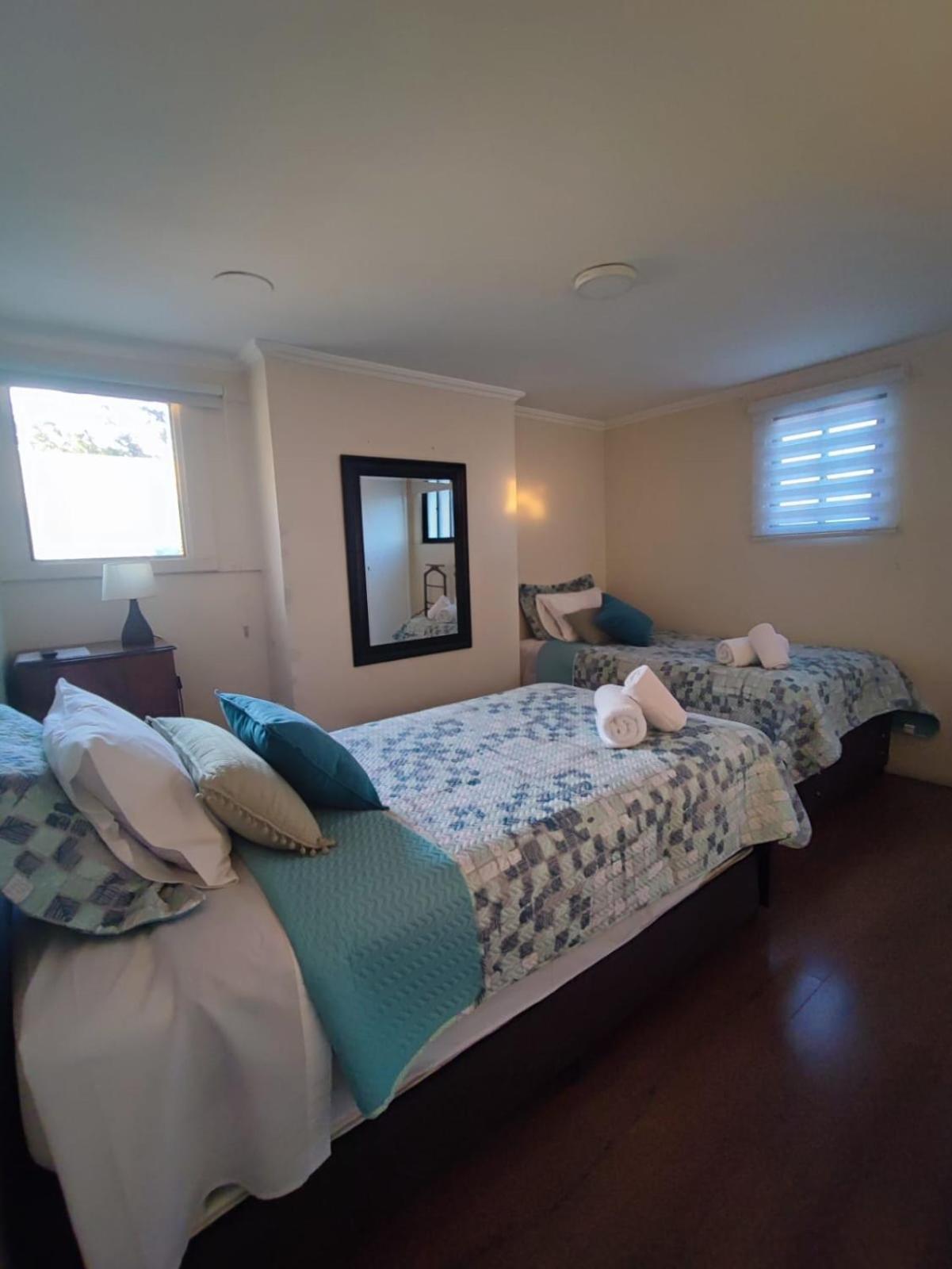 Economy Twin Room photo 1