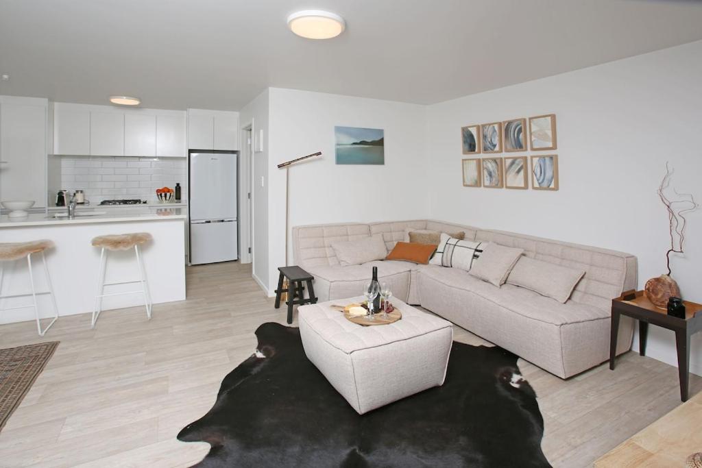 Apartment - Ground Floor photo 2