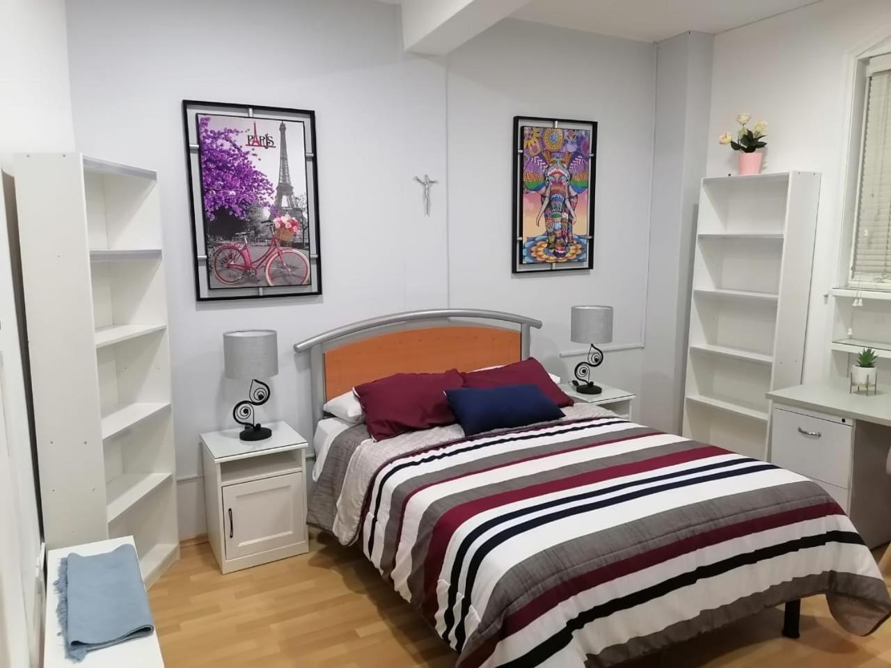 Deluxe Room - Photo 6