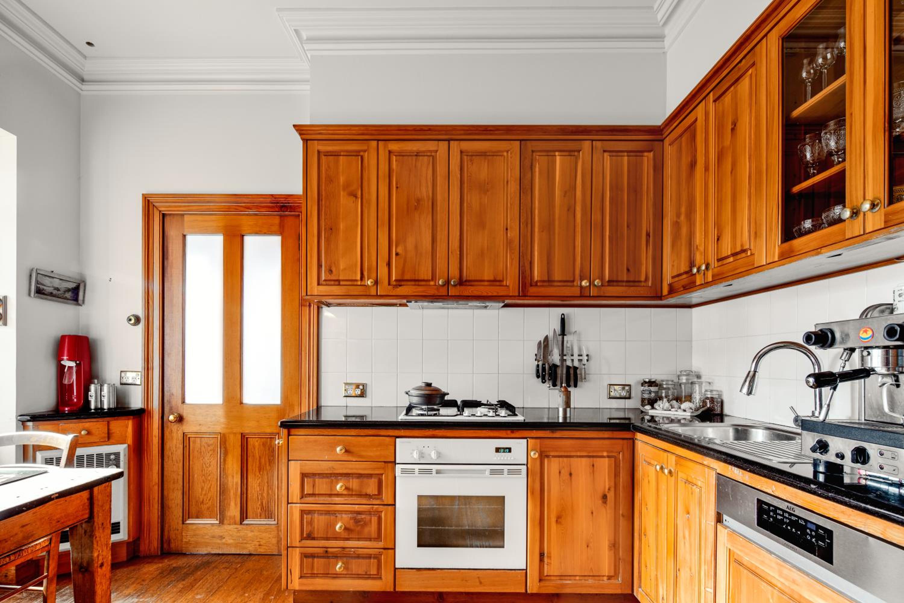 Three-Bedroom House photo 2
