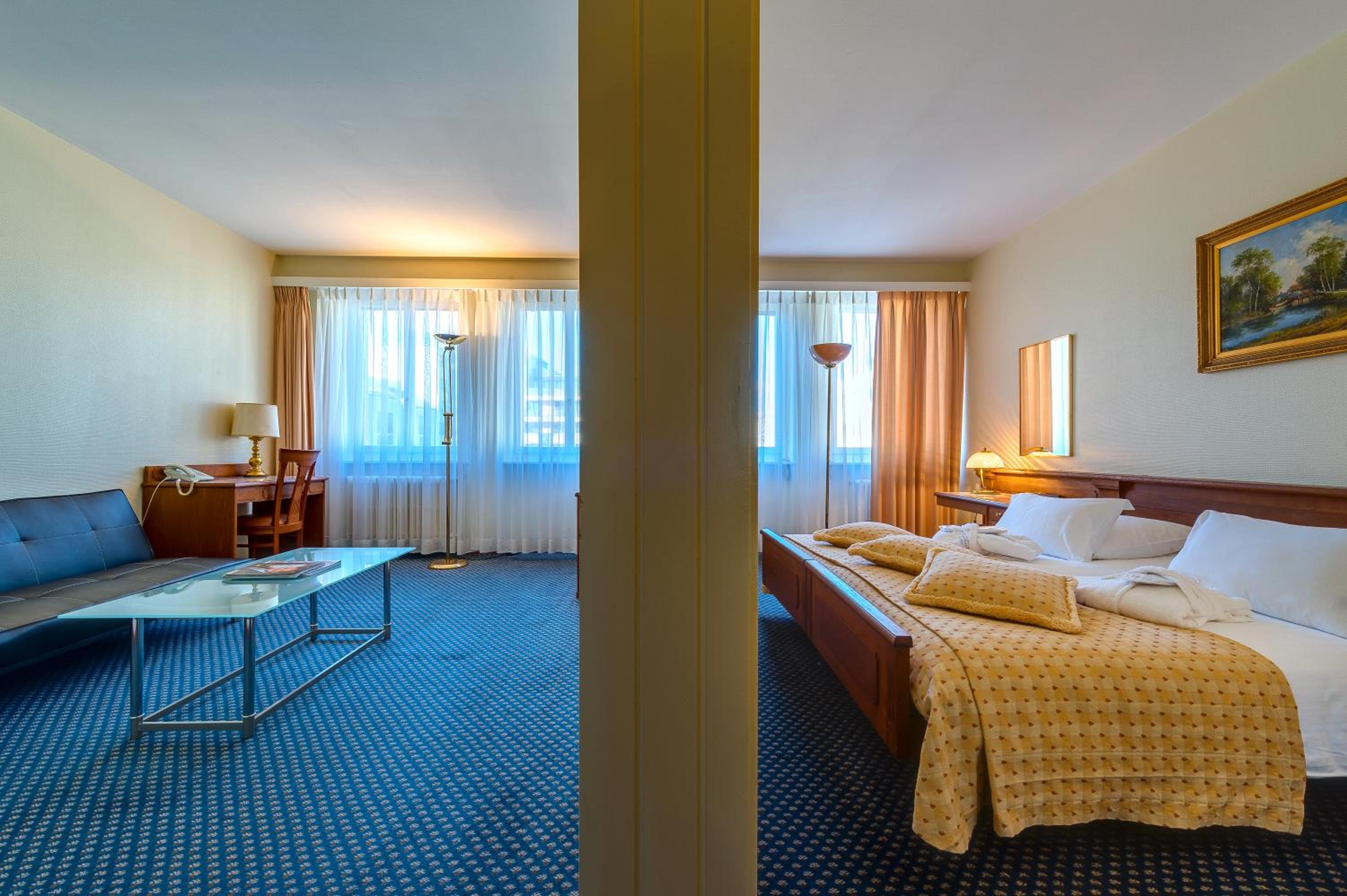 Prestige Suite photo 2