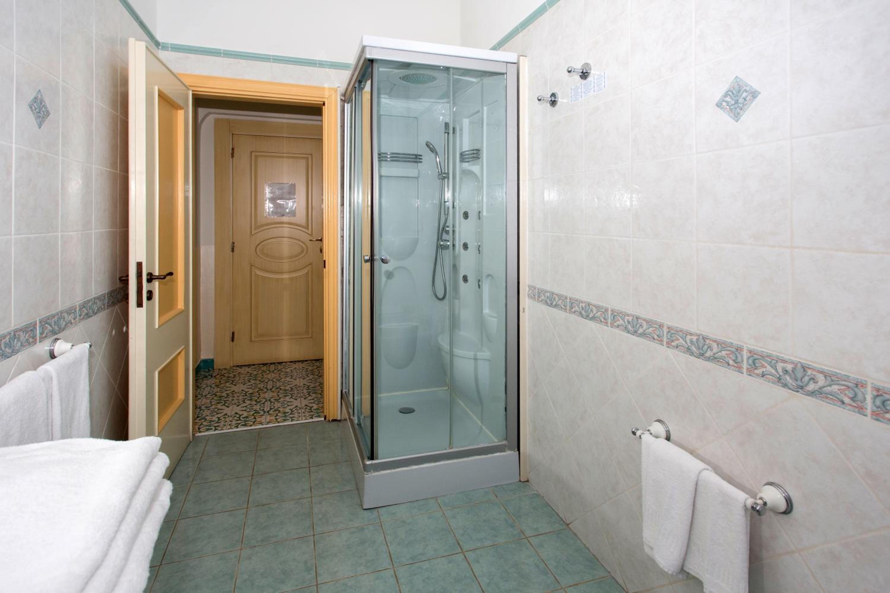 Triple Room - Photo 3