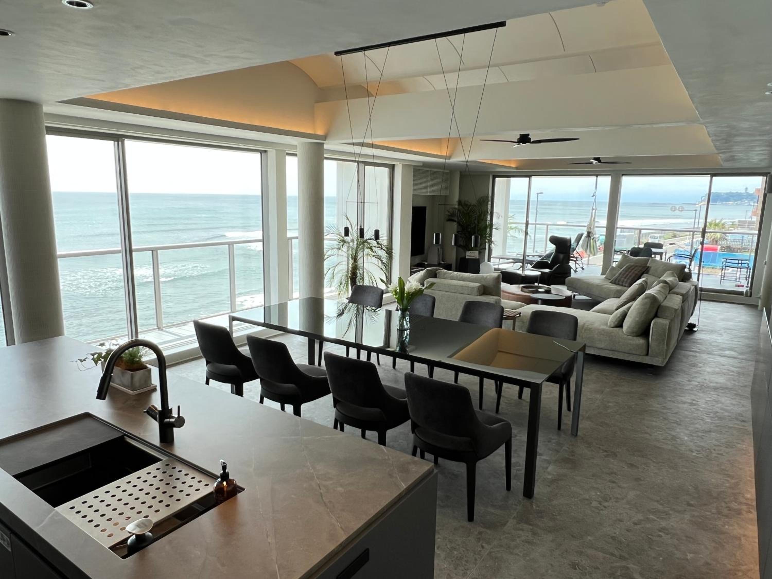 Executive Suite Villa【West Wing】 photo 1