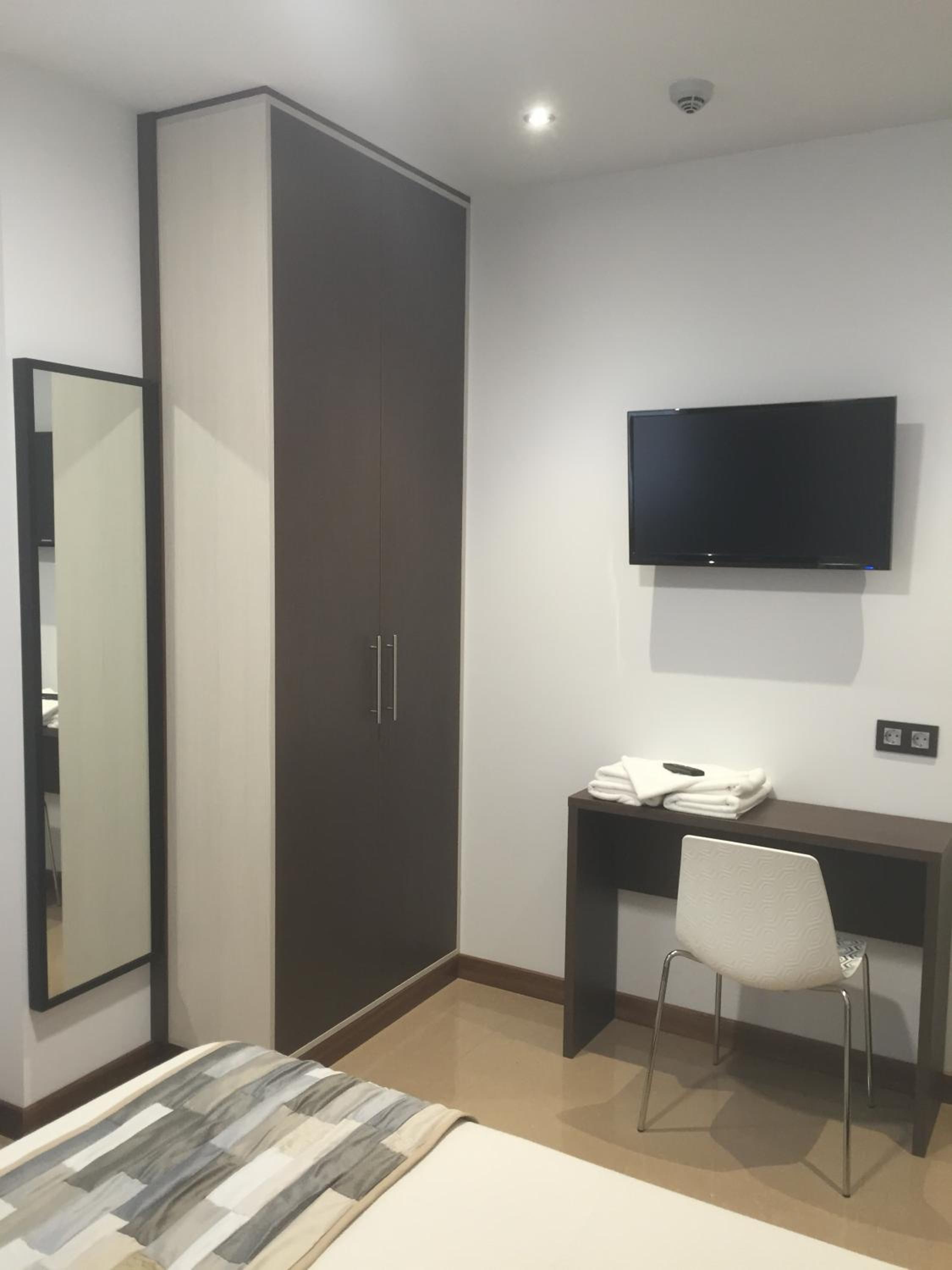 Double or Twin Room - Photo 1