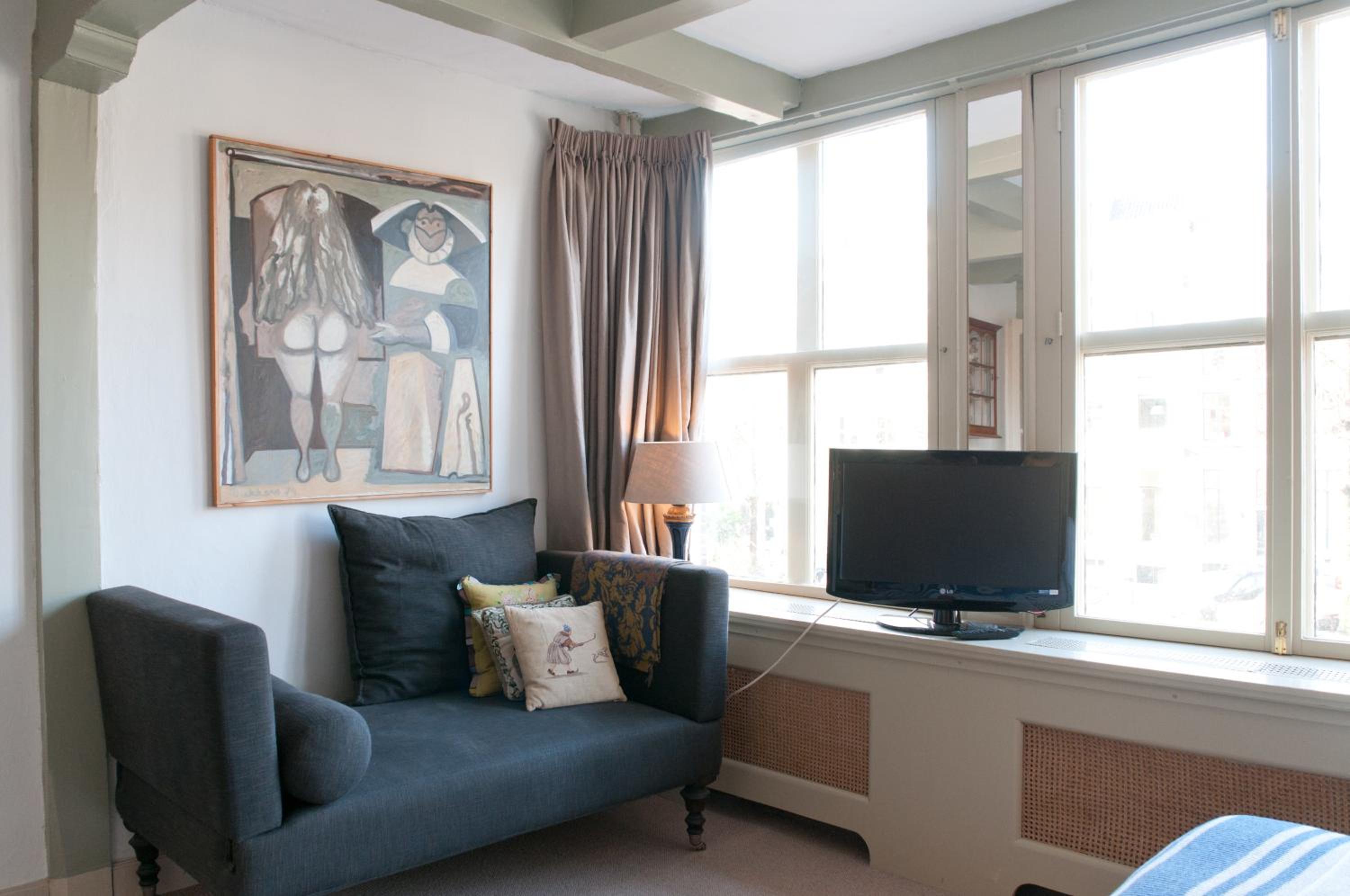 Canal Room photo 3