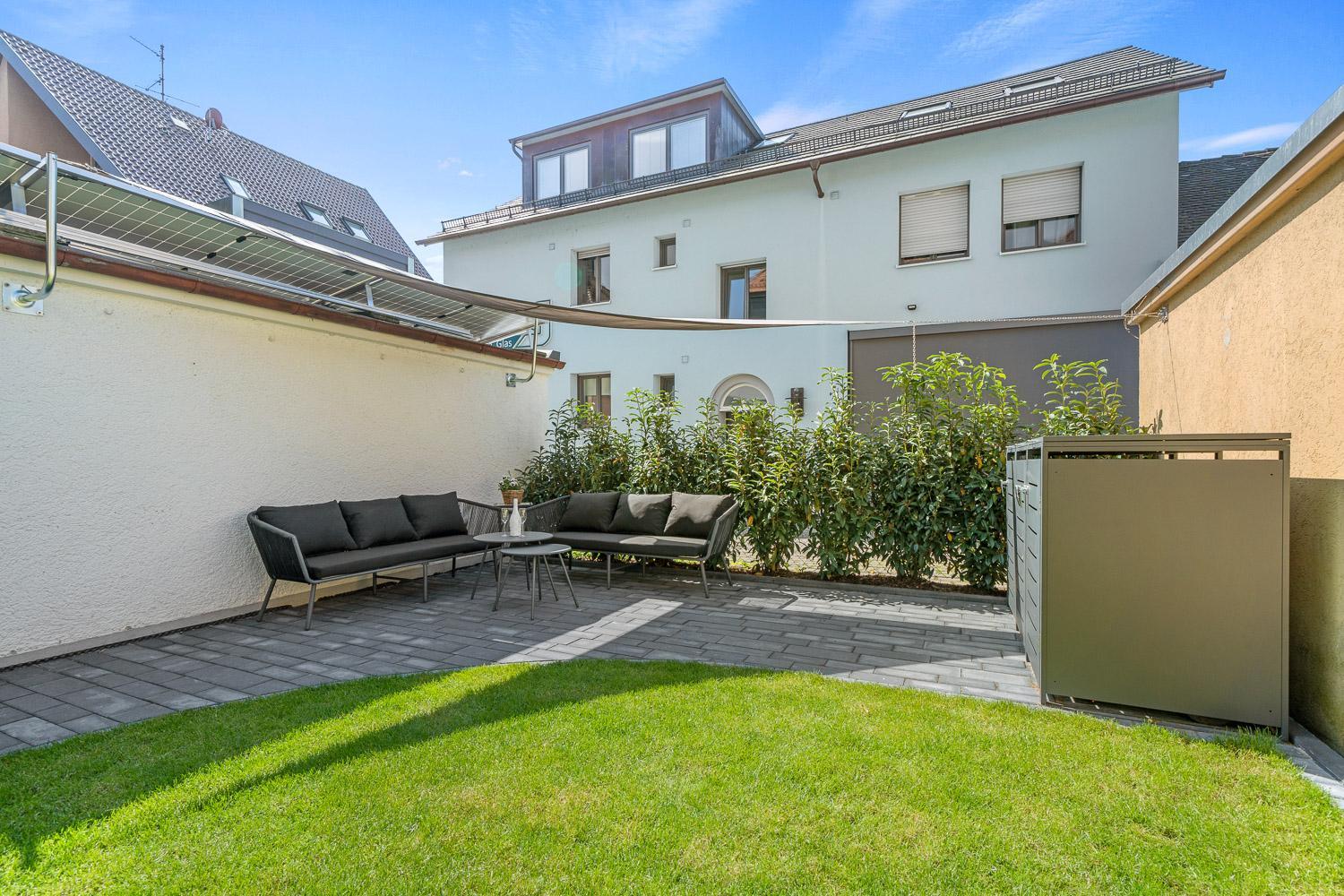 Apartment - Ground Floor photo 2