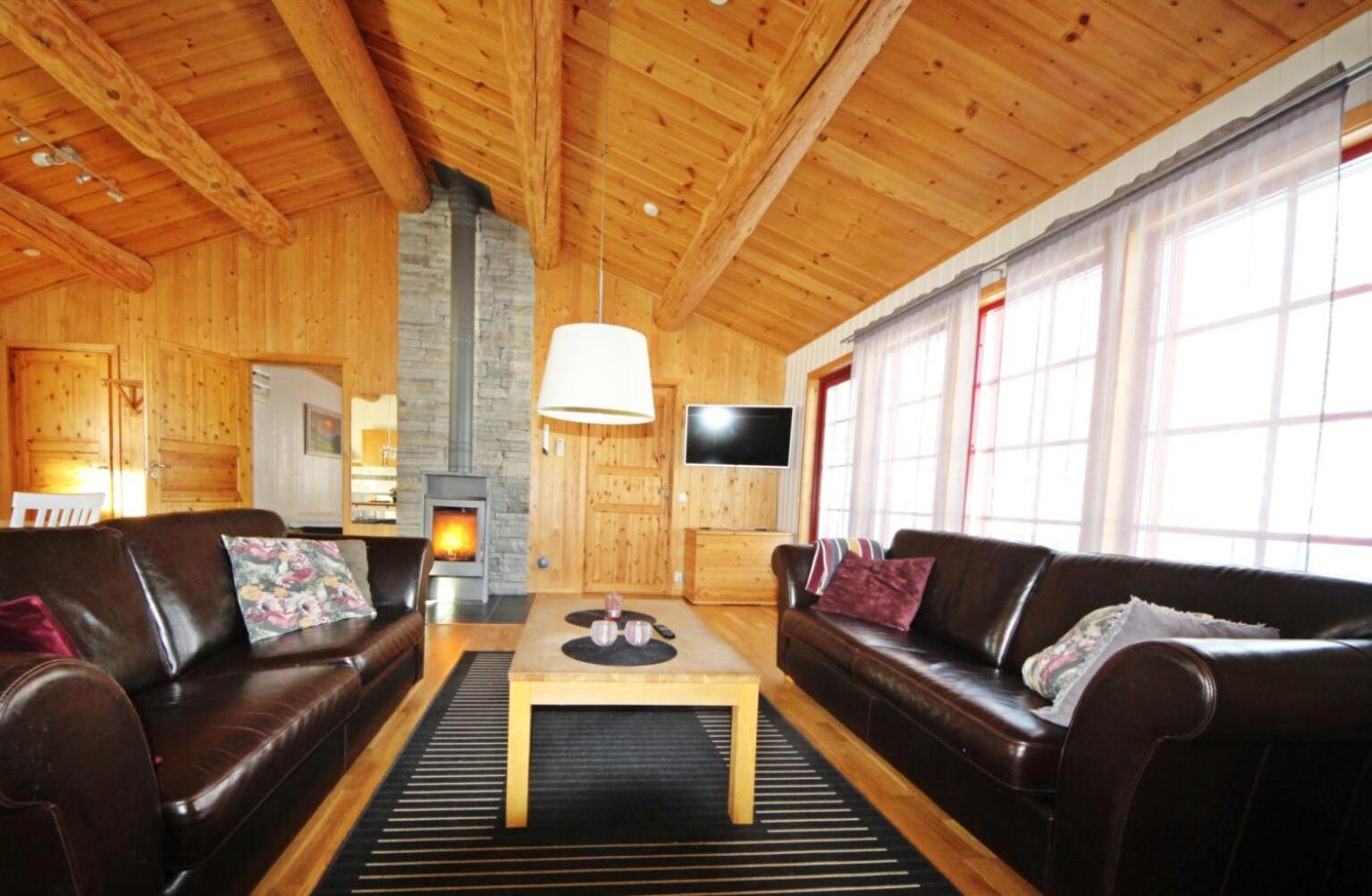 Two-Bedroom Cottage photo 1
