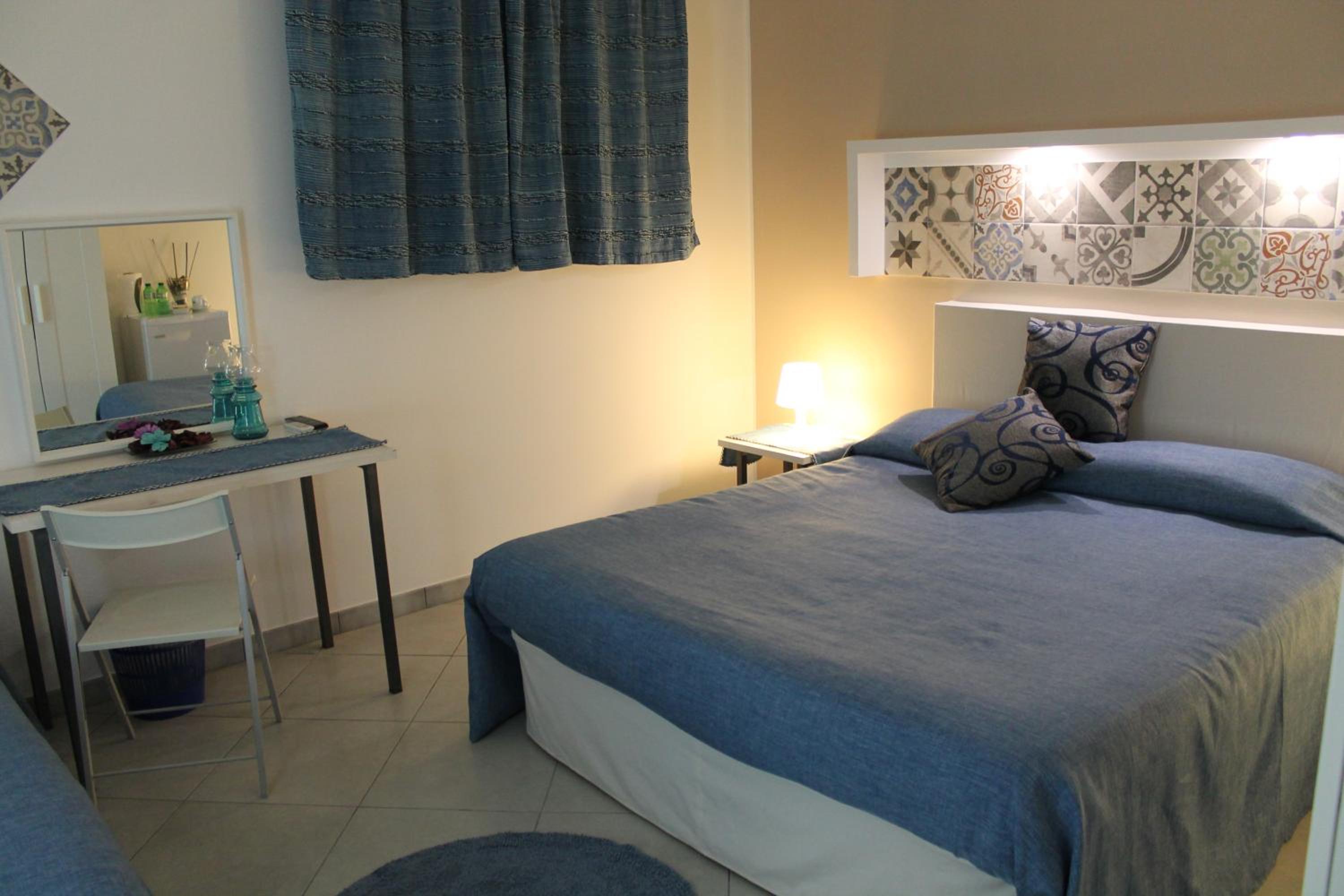 Budget Triple Room - Photo 4