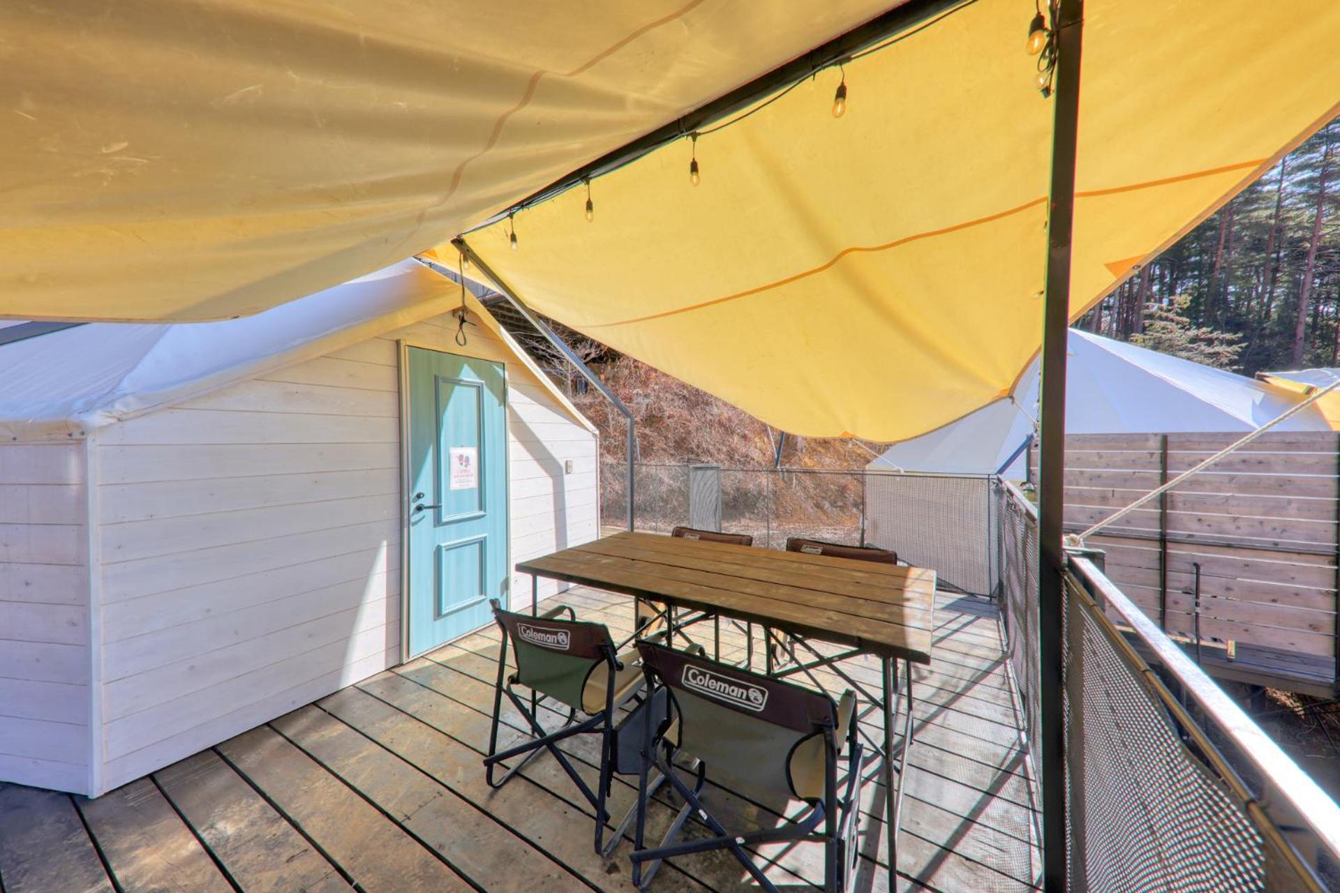 Quadruple Room with Balcony - Photo 5