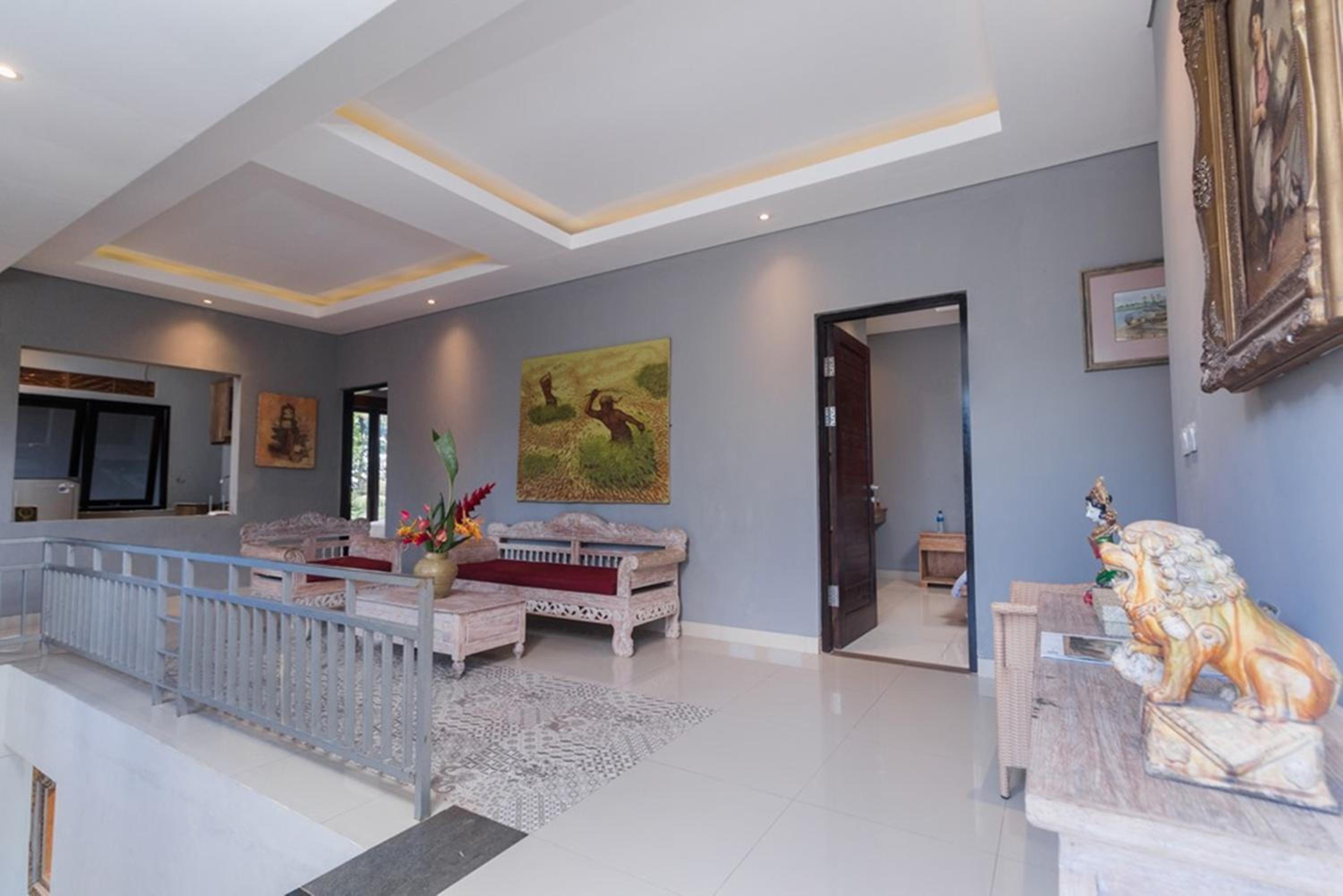Three-Bedroom Suite - Photo 8