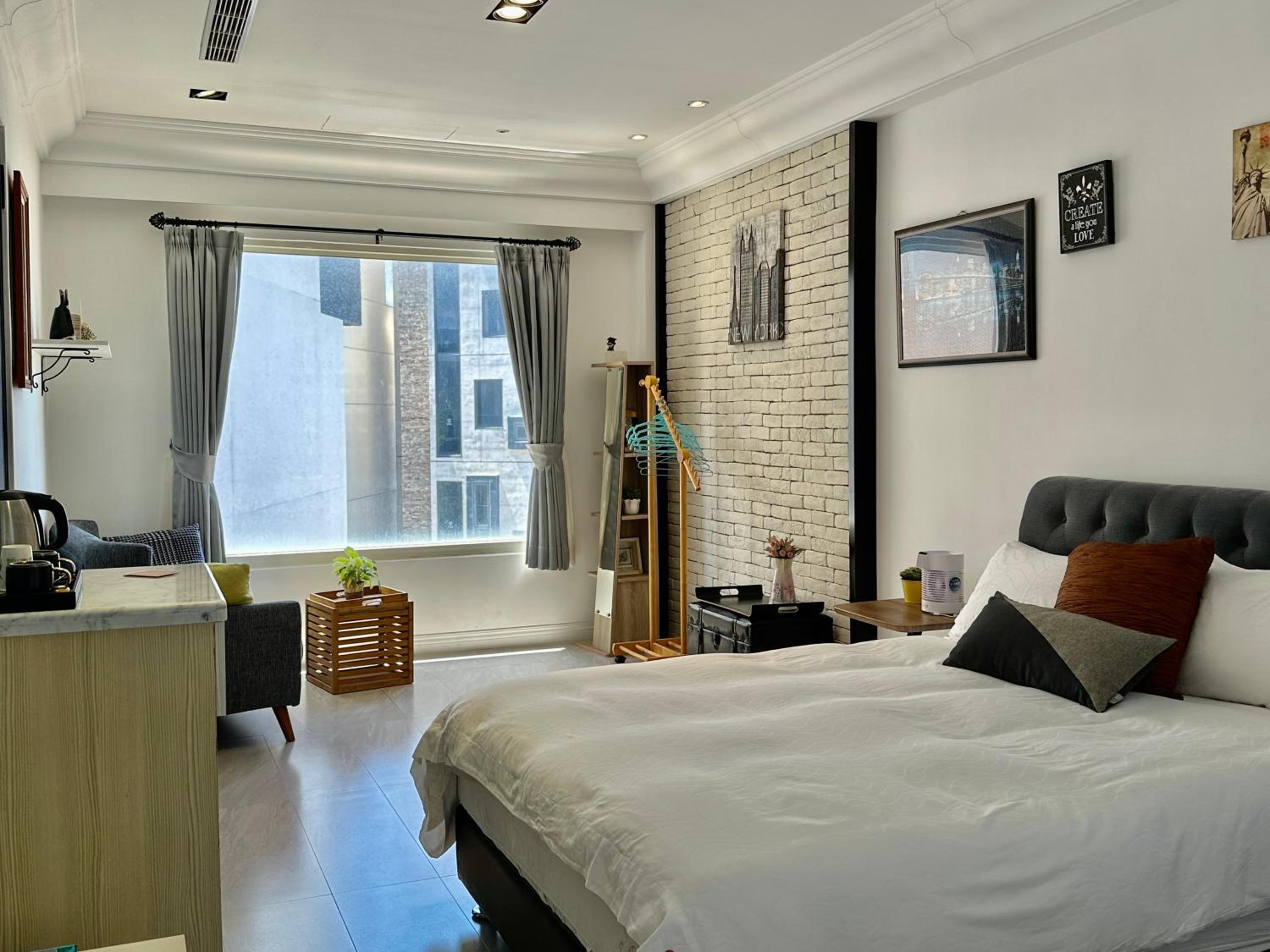 Deluxe Triple Room with Sea View photo 2