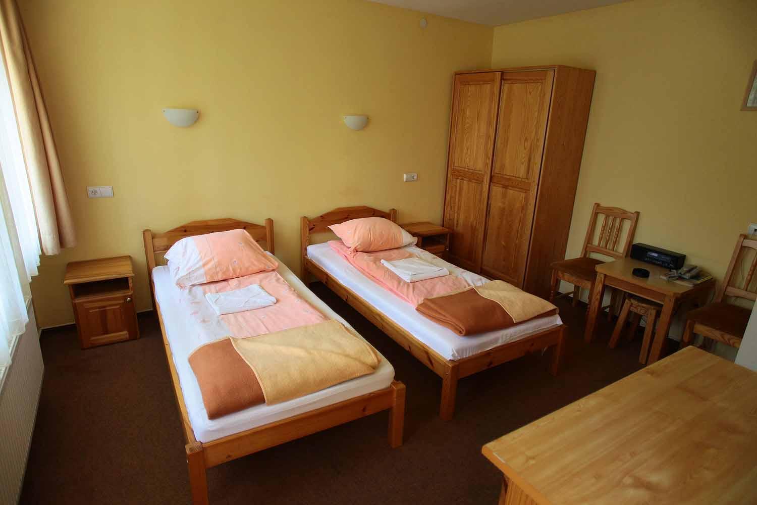 Economy Double Room photo 1