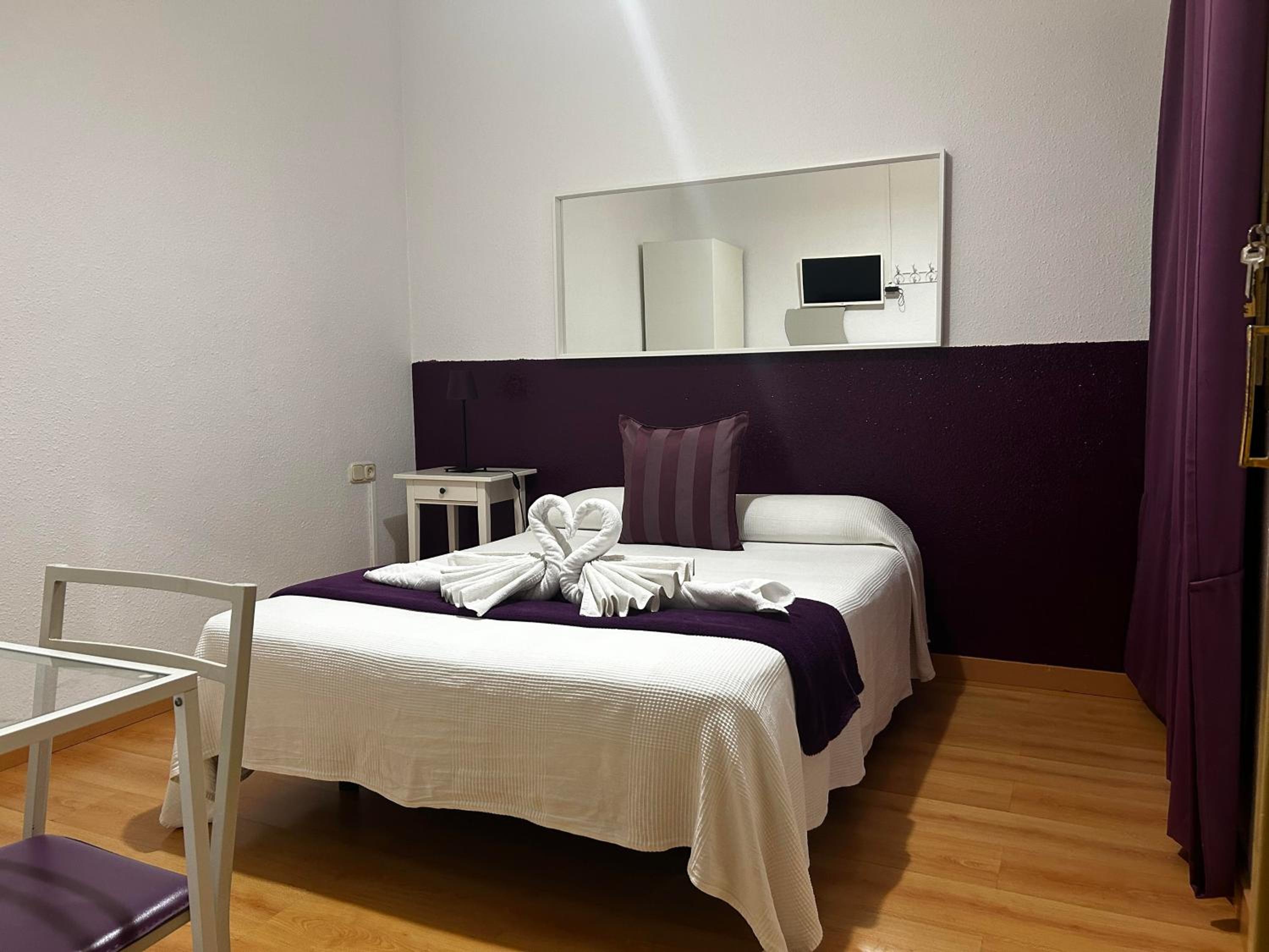 Habitación Doble con Baño Privado