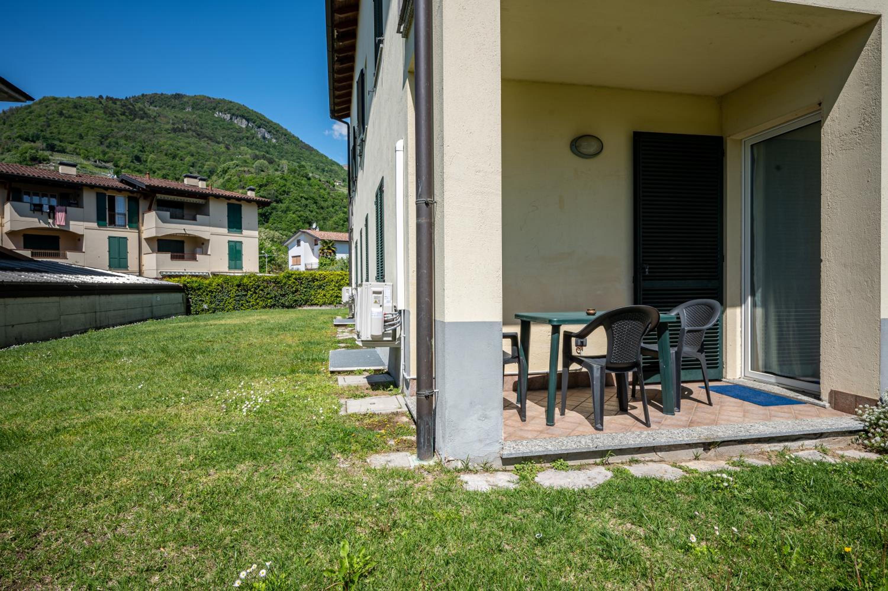 Ground Floor One-Bedroom Apartment With Garden