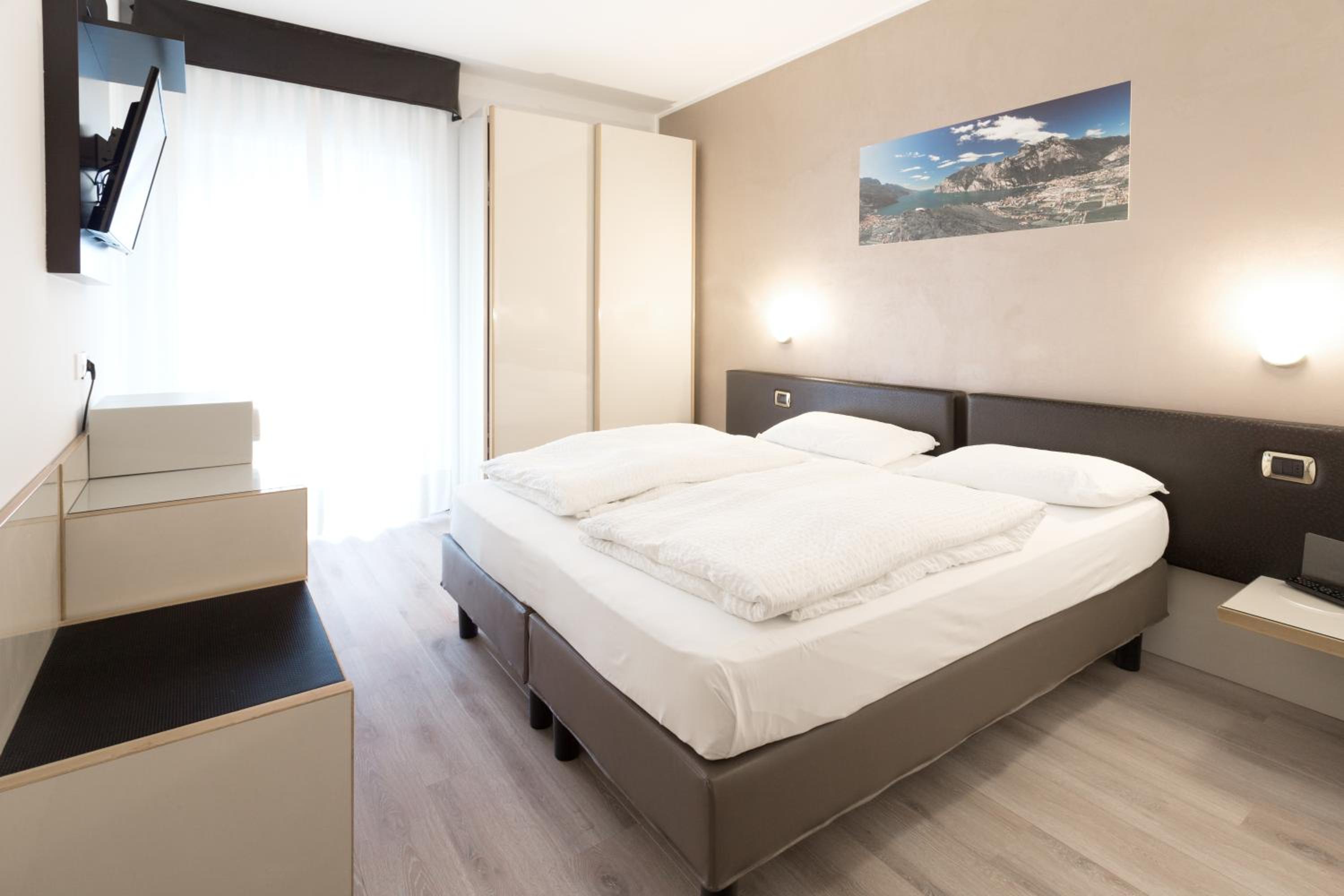 Standard Double Room with Balcony photo 1