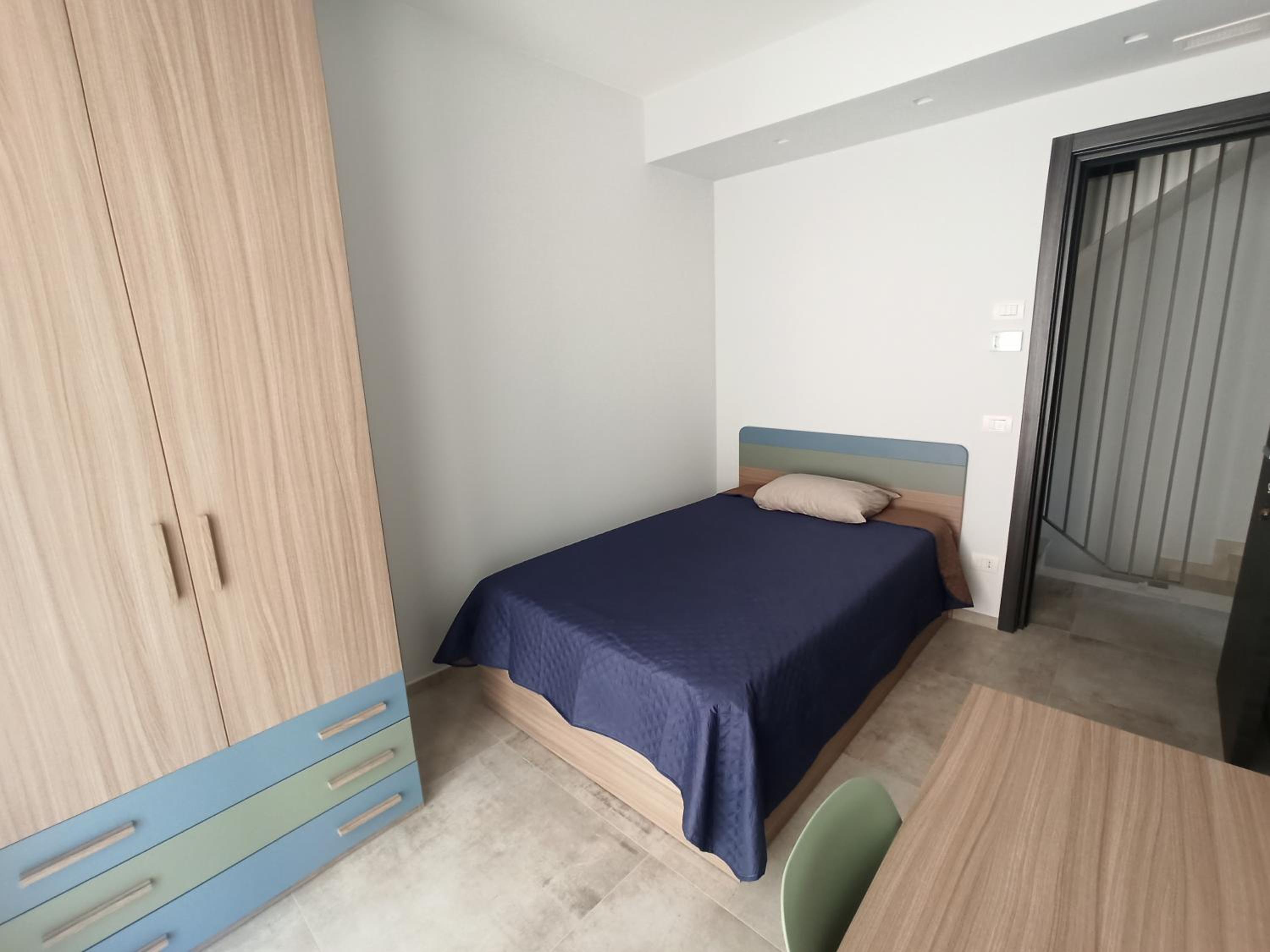 Single Room With Shared Bathroom