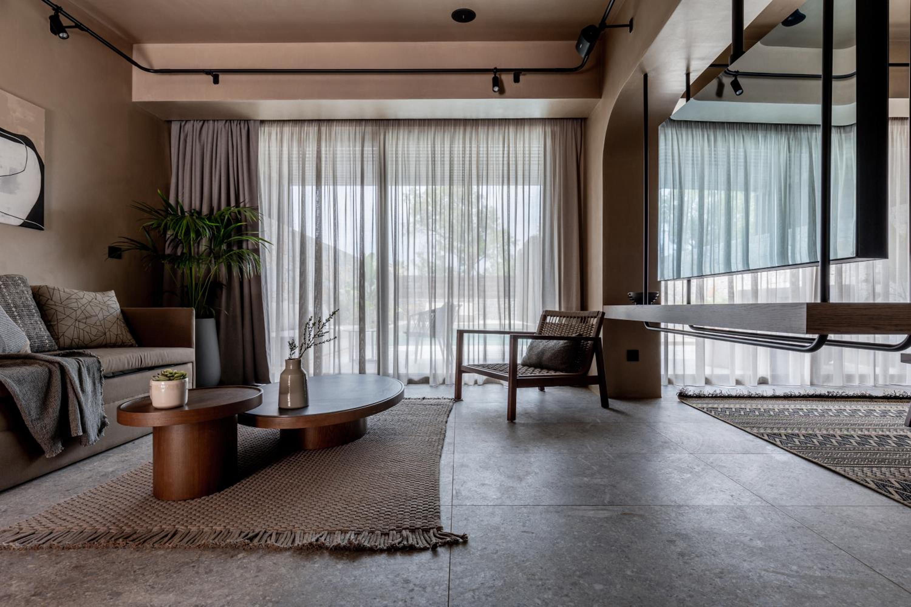 Signature Suite with Private Pool & Hammam