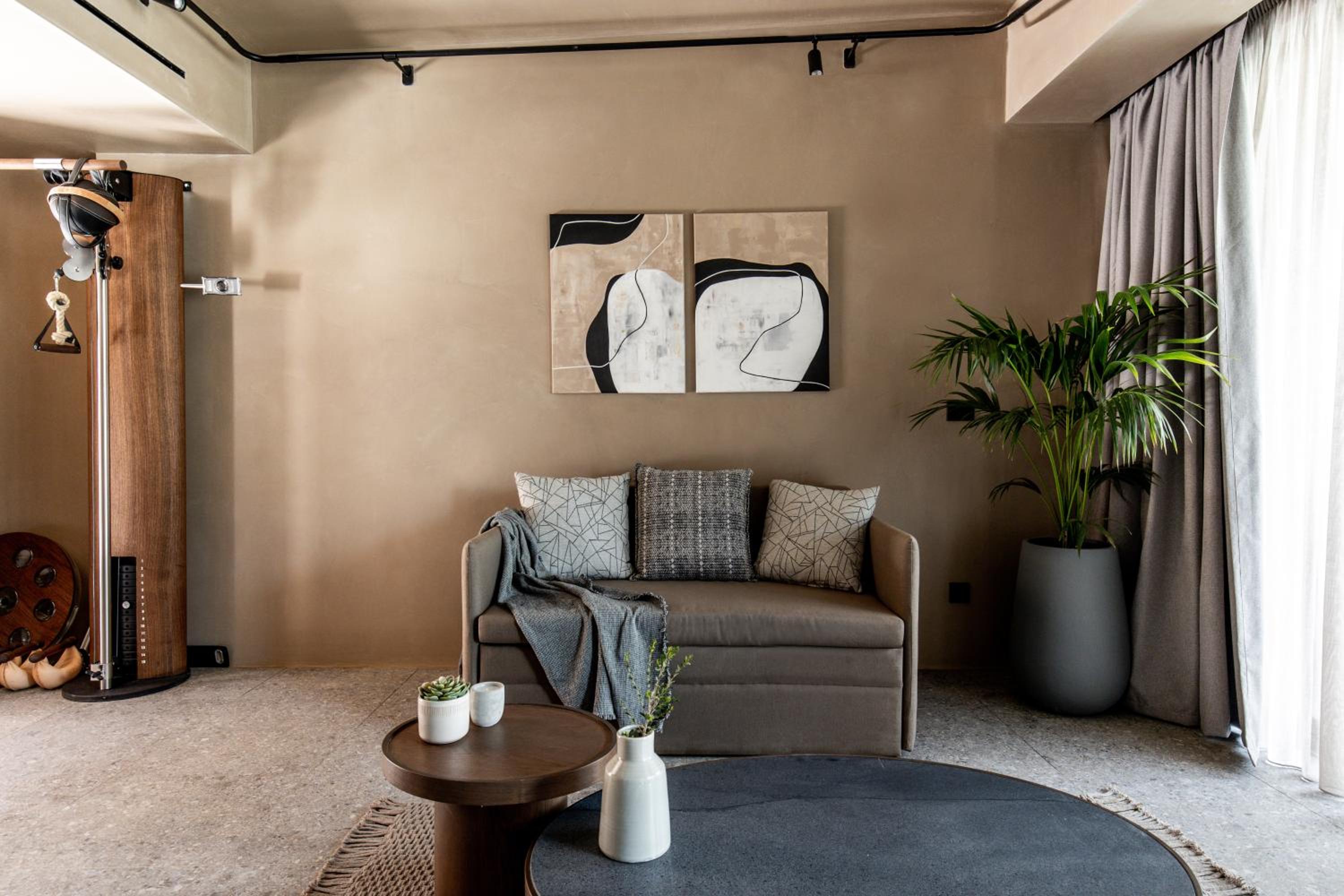 Signature Suite with Private Pool & Hammam