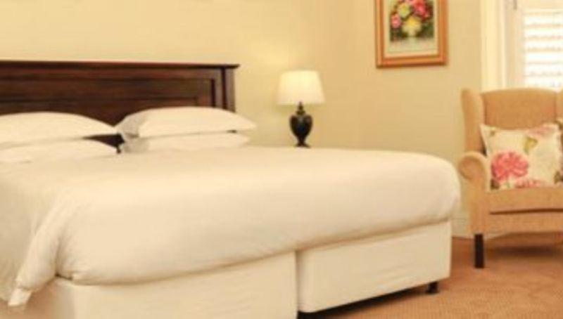 Double or Twin Room with Bathroom - Photo 8