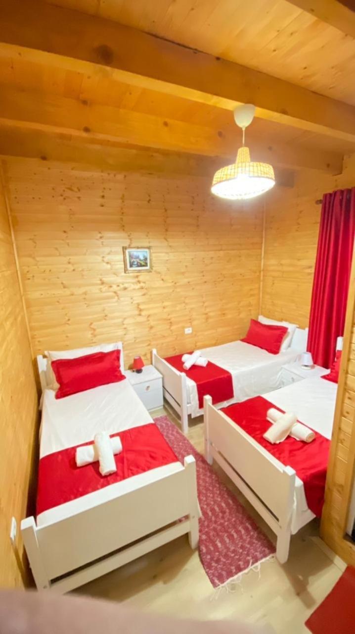 Triple Room with Private Bathroom photo 1