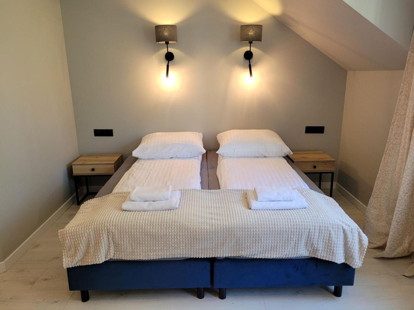 Standard Double Room - Photo 3