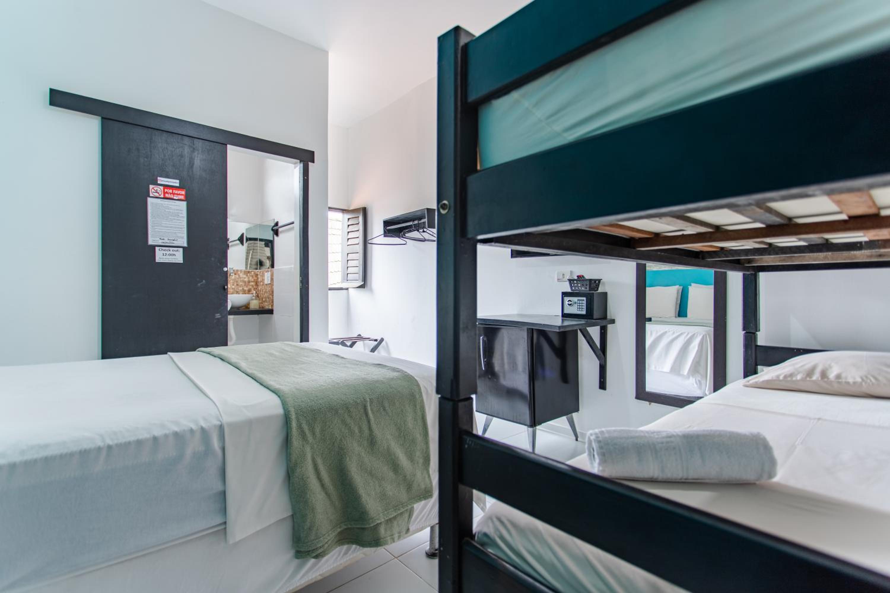 Standard Quadruple Room photo 3