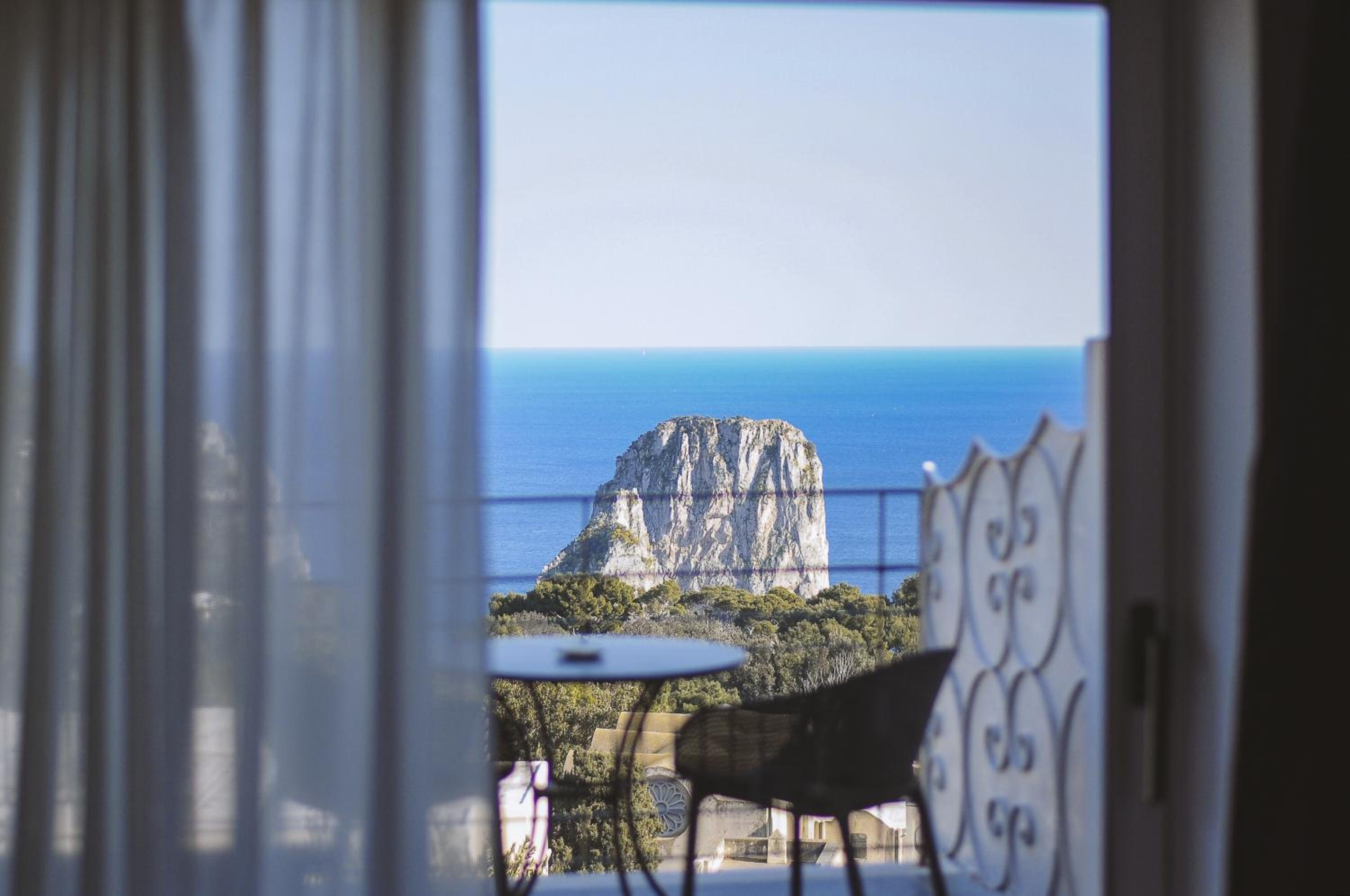 Junior Suite with Terrace and Sea View - Photo 5