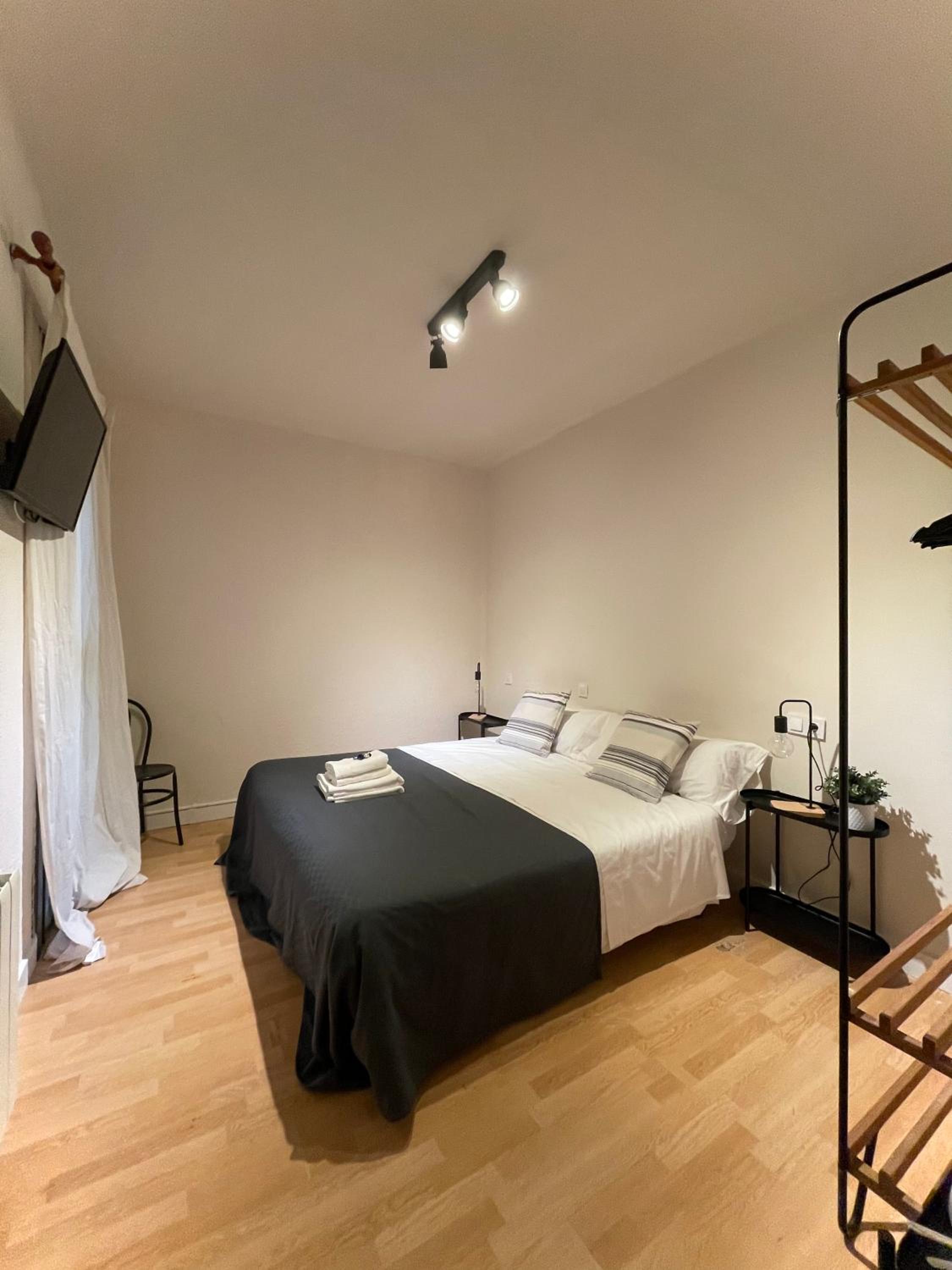 Habitación Doble o con Dos Camas con Baño Compartido