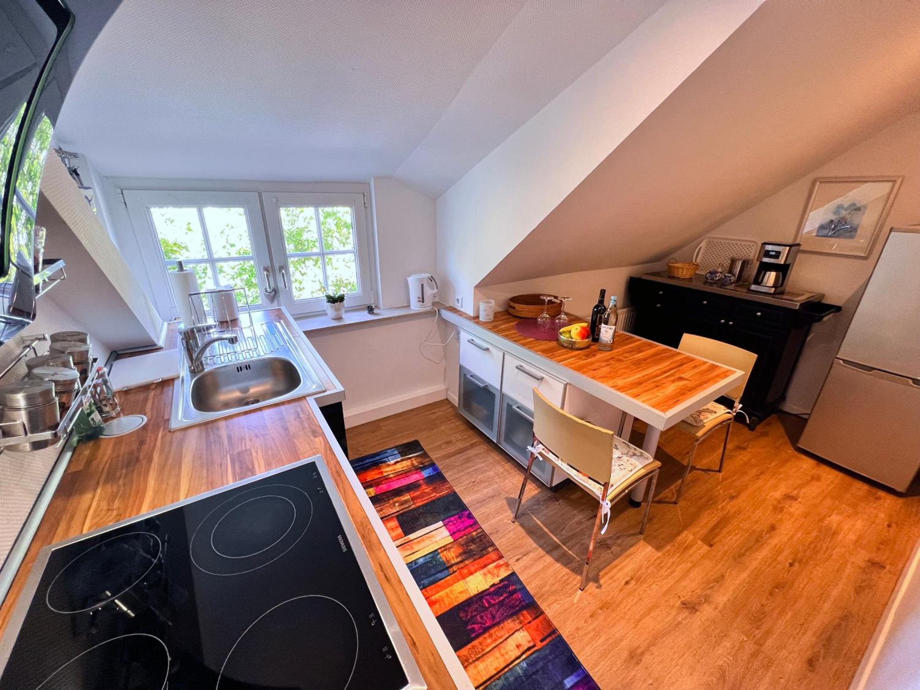 Studio Apartment photo 3