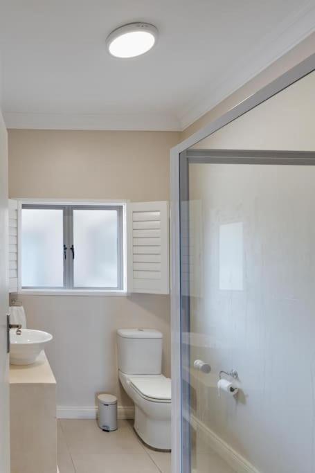 Three-Bedroom House photo 2