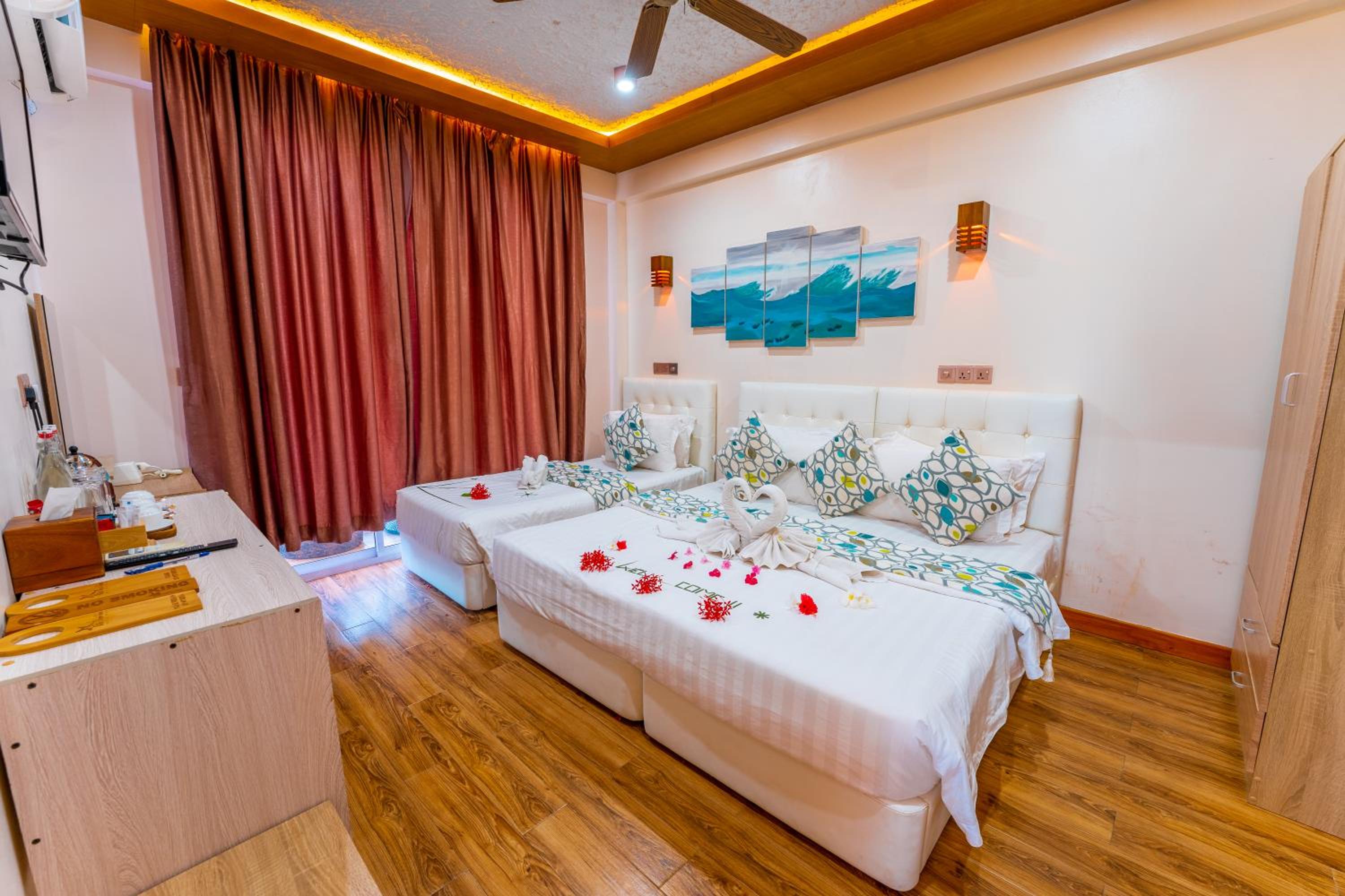 Standard Triple Room - Photo 1