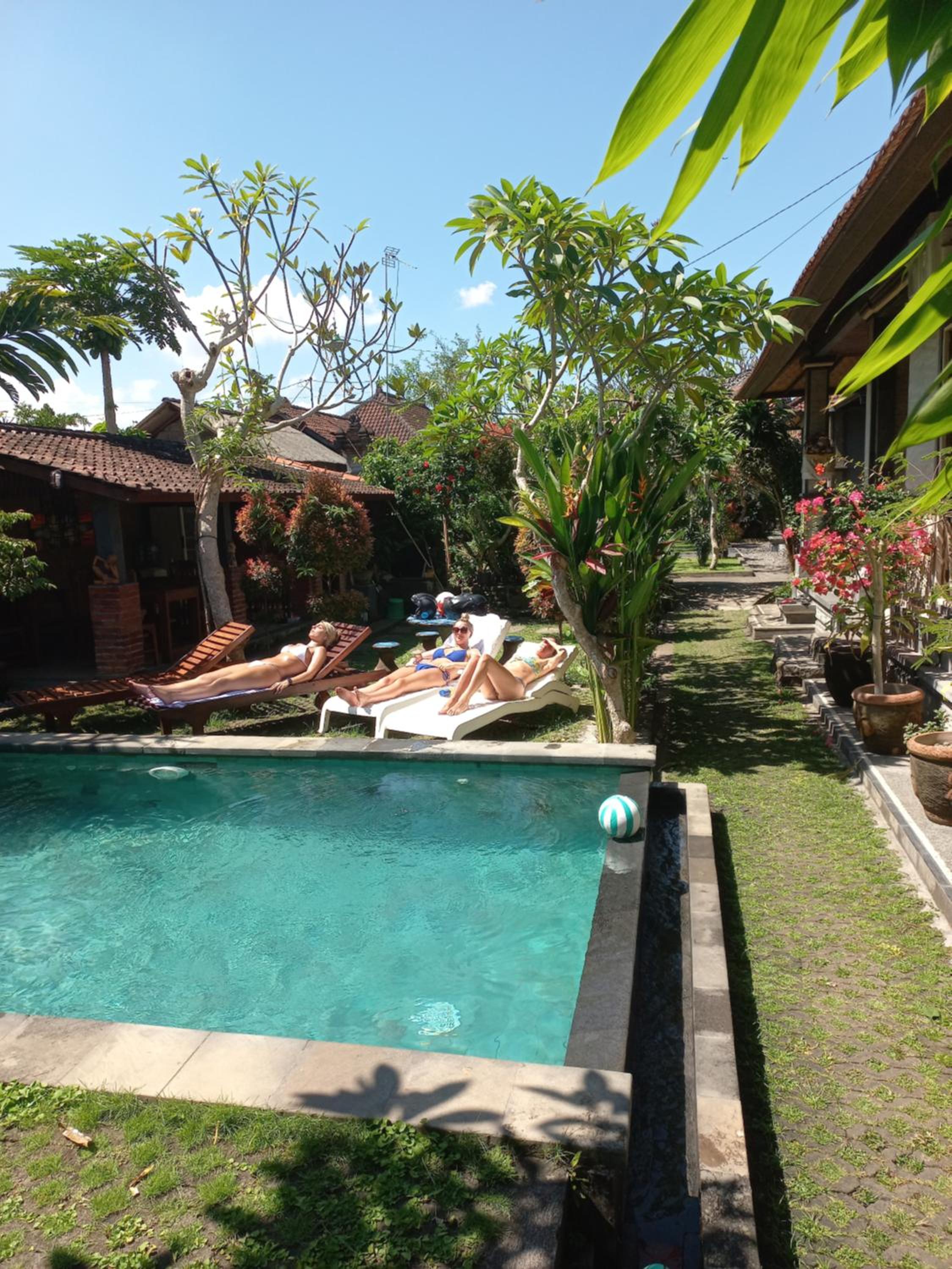 Standard Double or Twin Room with Garden View - Photo 12