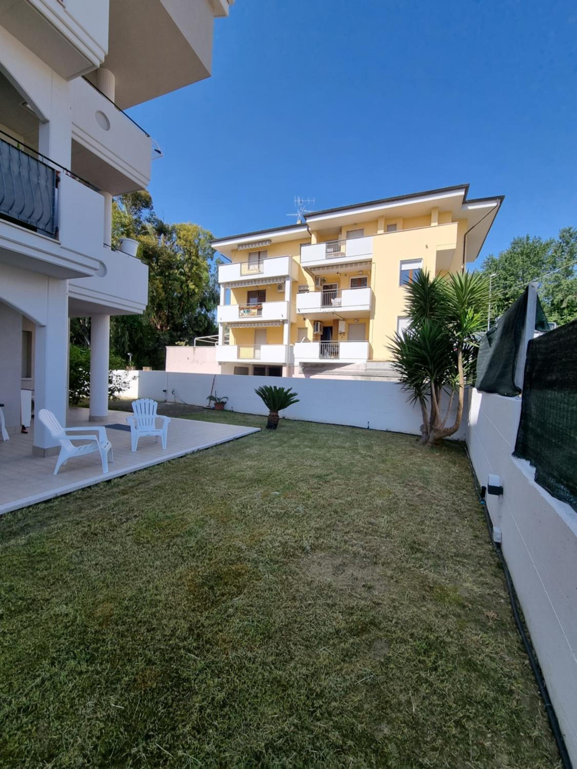Apartment - Ground Floor photo 3