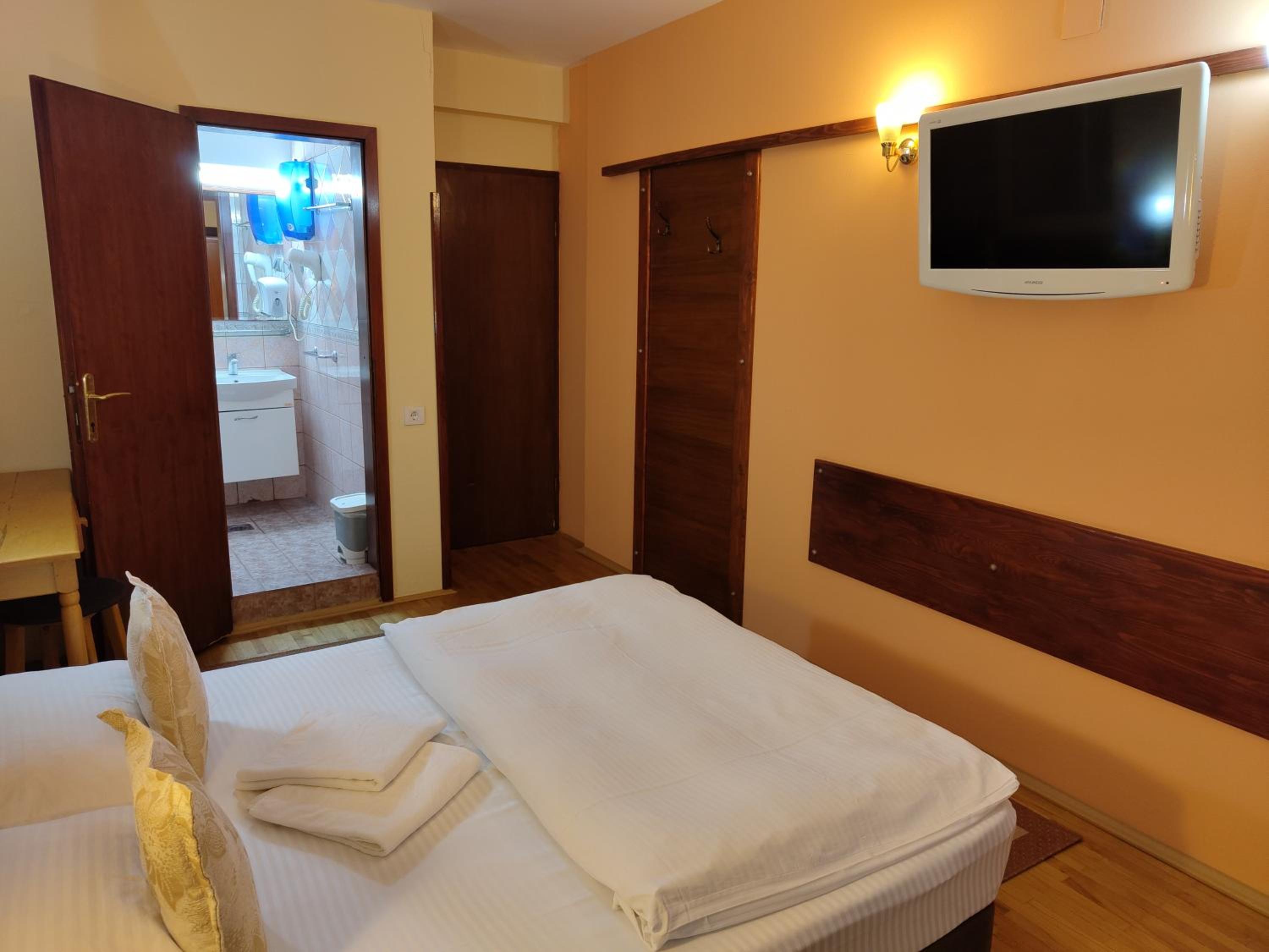 Double Room photo 2