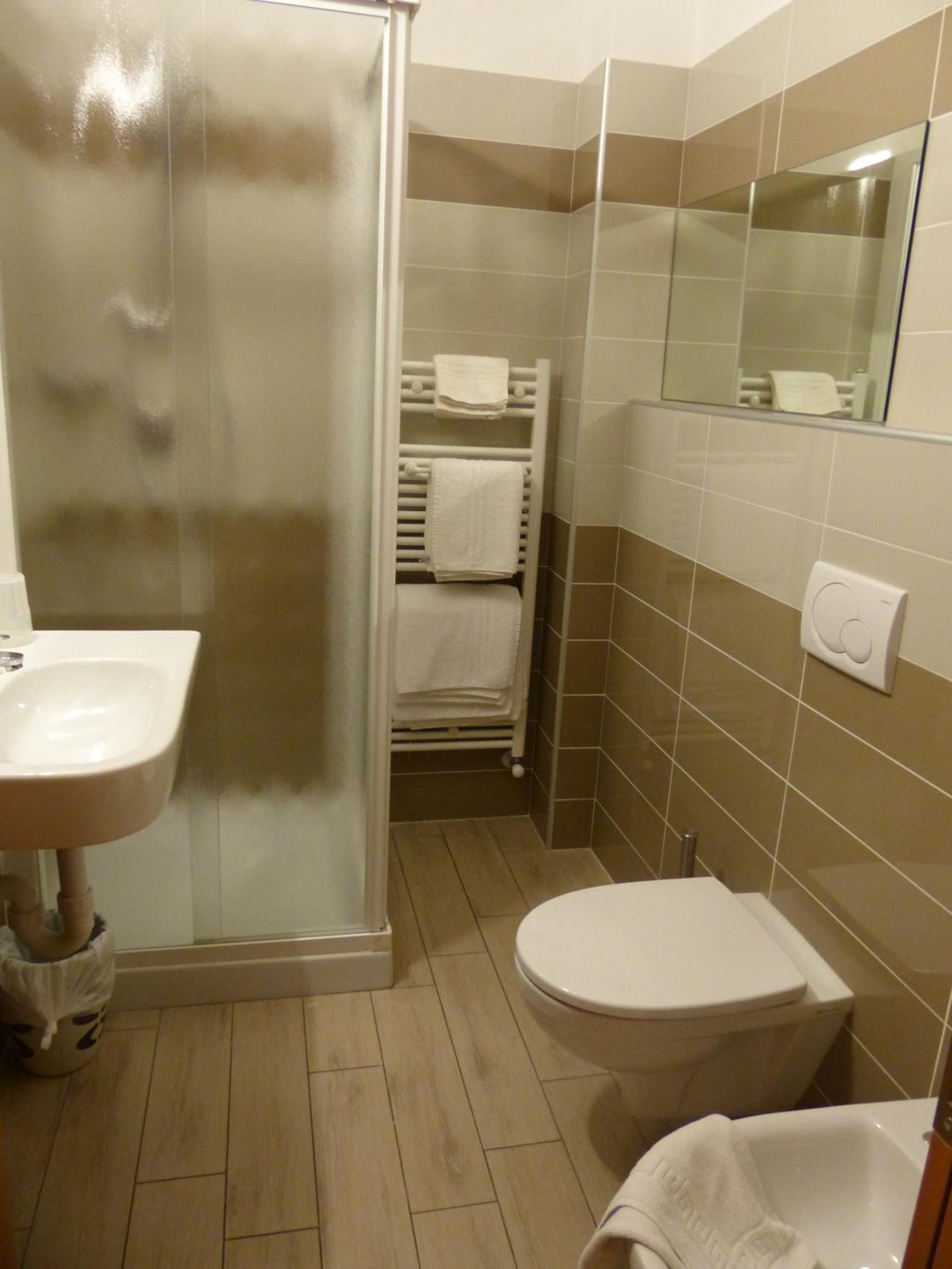 Double or Twin Room photo 2