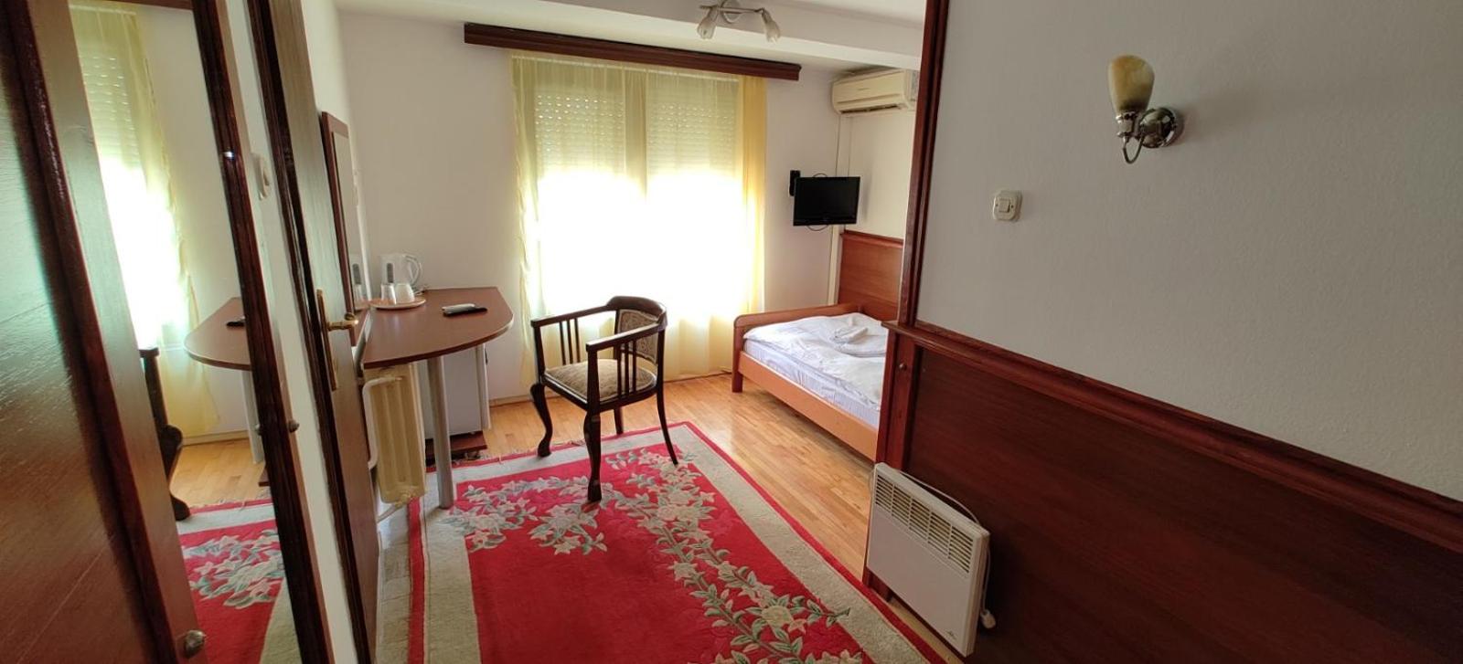 Single Room photo 1