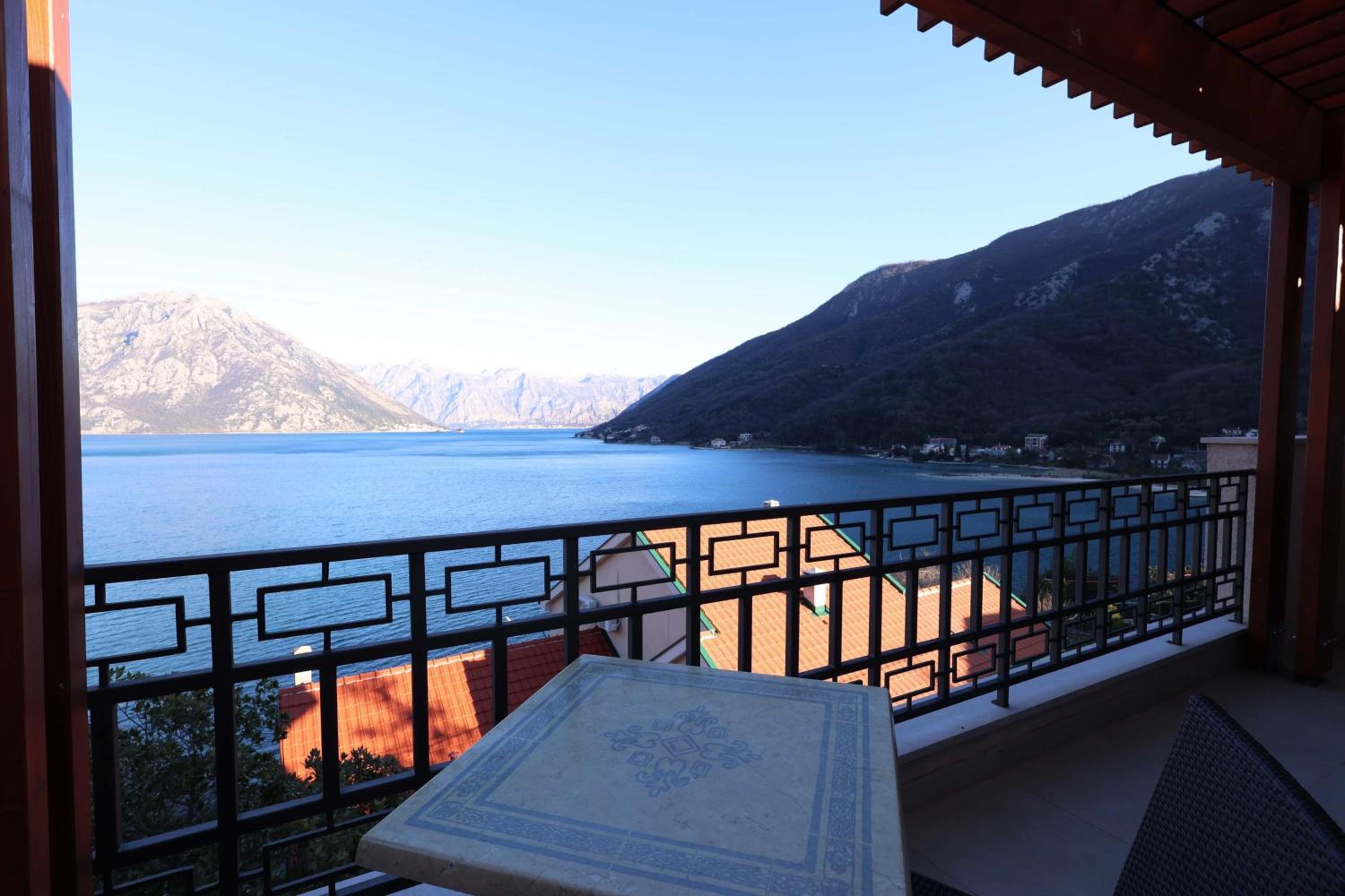 Deluxe One Bedroom Apartment with Balcony and Sea View (2+2) photo 1