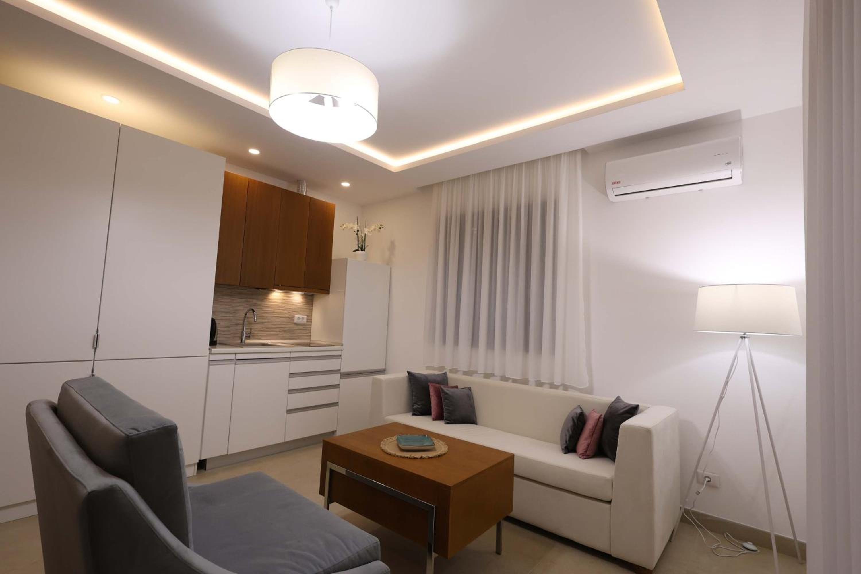 One Bedroom Apartment with Balcony and Sea View (2+2) photo 1