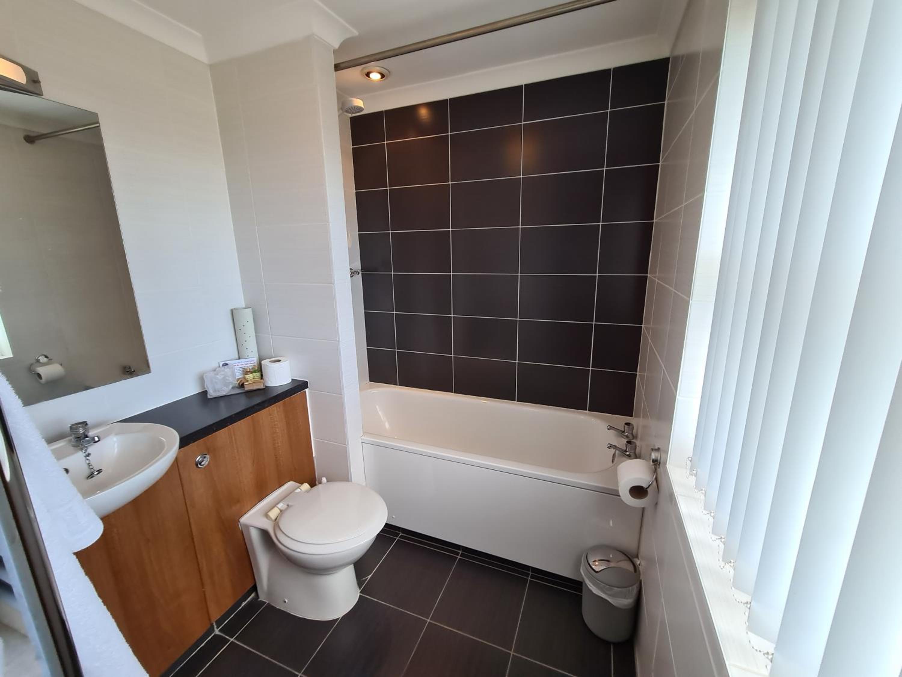 Deluxe Double or Twin Room with Sea View - Photo 2